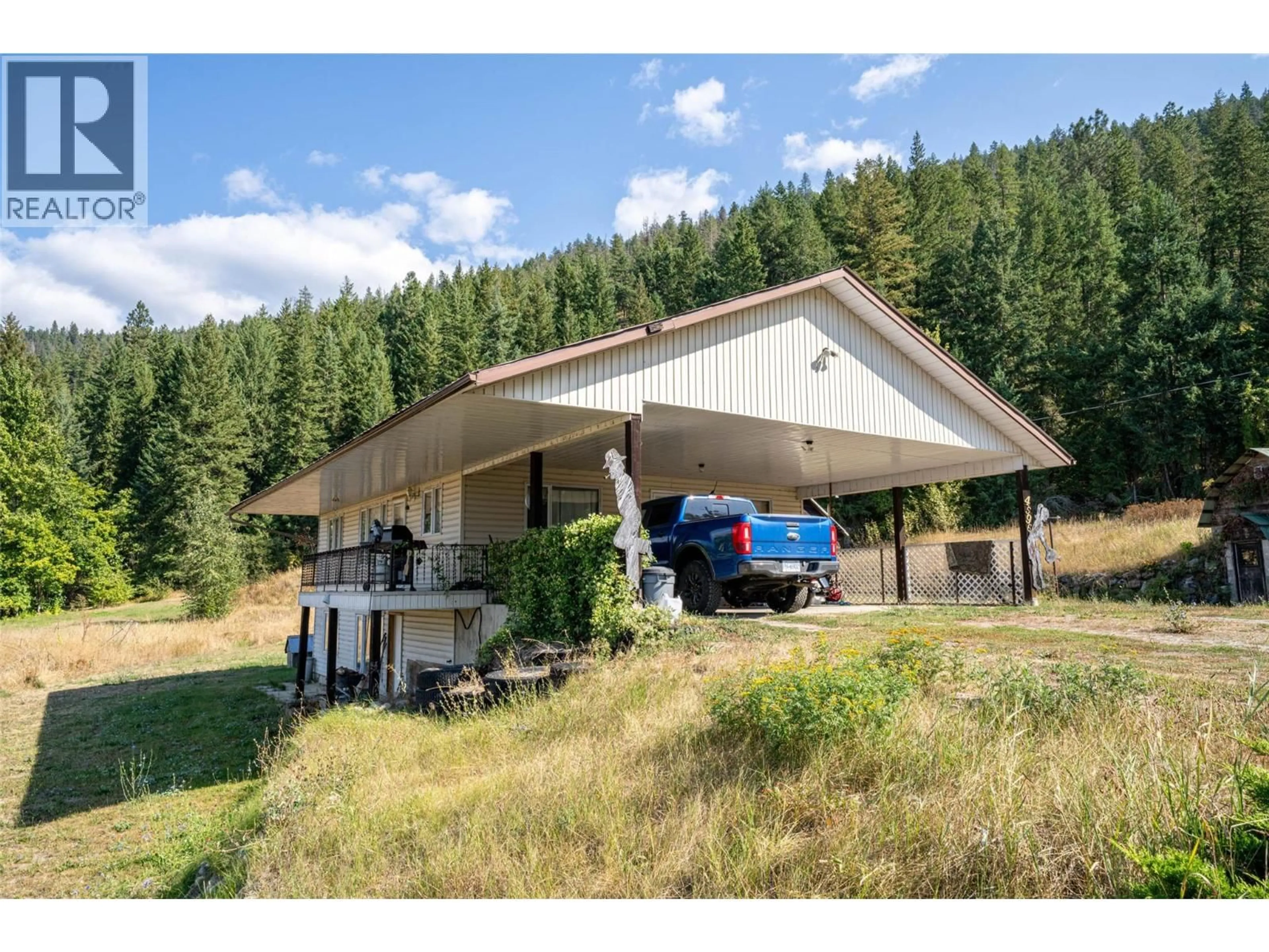 Indoor garage for 4596 BACK ENDERBY ROAD, Spallumcheen British Columbia V0E1B8