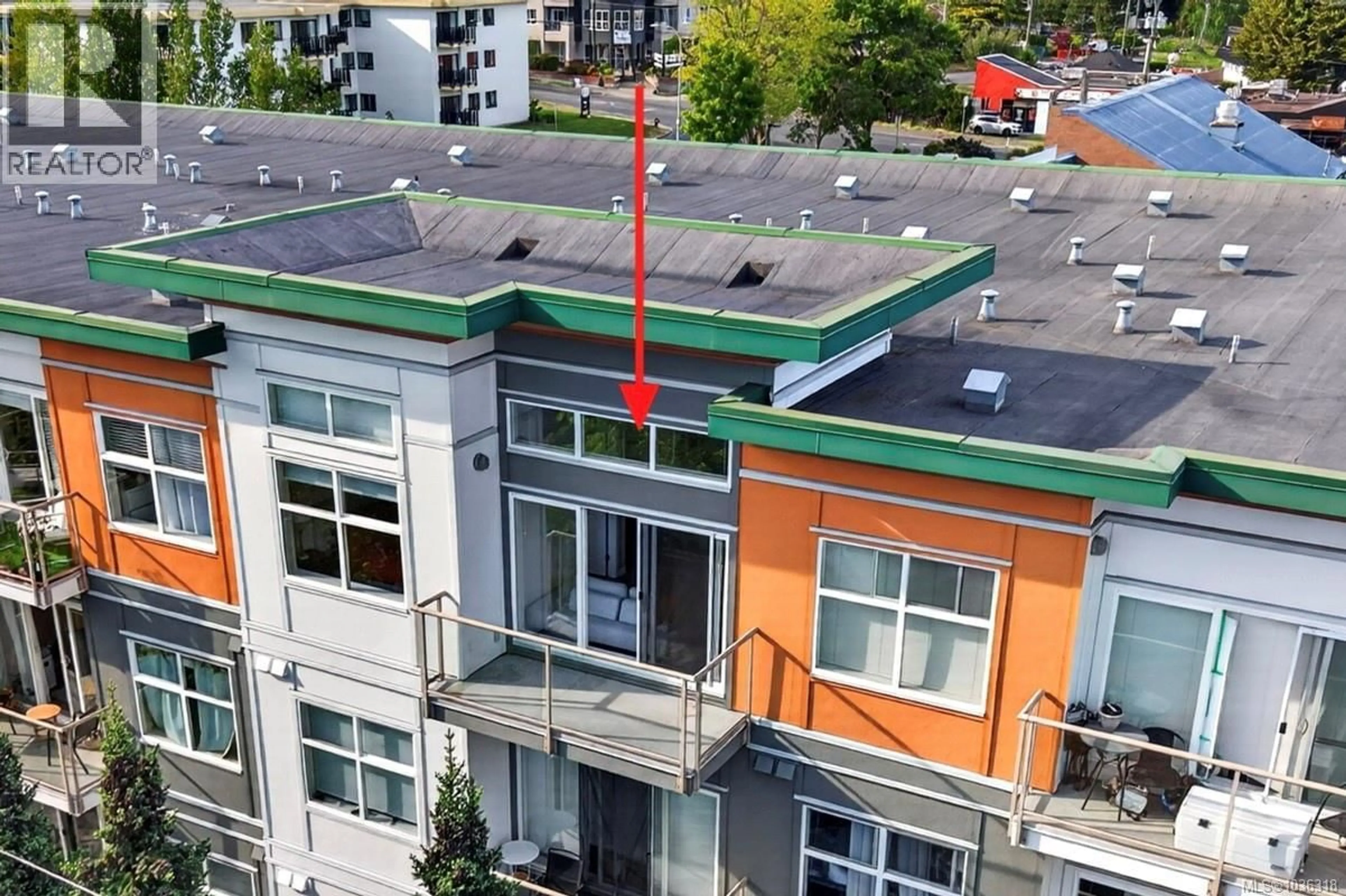 A pic from outside/outdoor area/front of a property/back of a property/a pic from drone, city buildings view from balcony for 403 - 1550 CHURCH AVENUE, Saanich British Columbia V8P2H1
