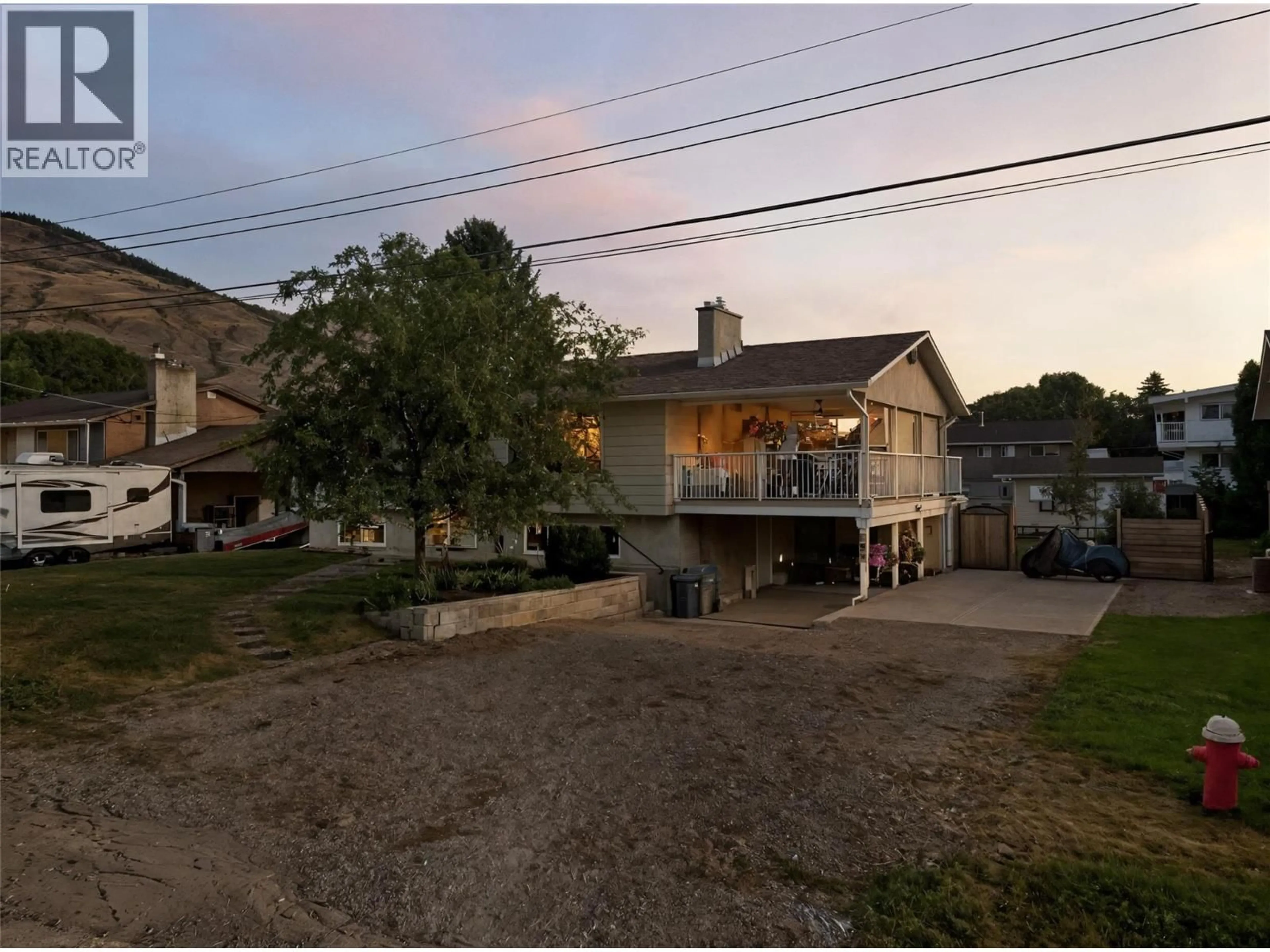 A pic from outside/outdoor area/front of a property/back of a property/a pic from drone, street for 755 MORVEN DRIVE, Kamloops British Columbia V2B7T7