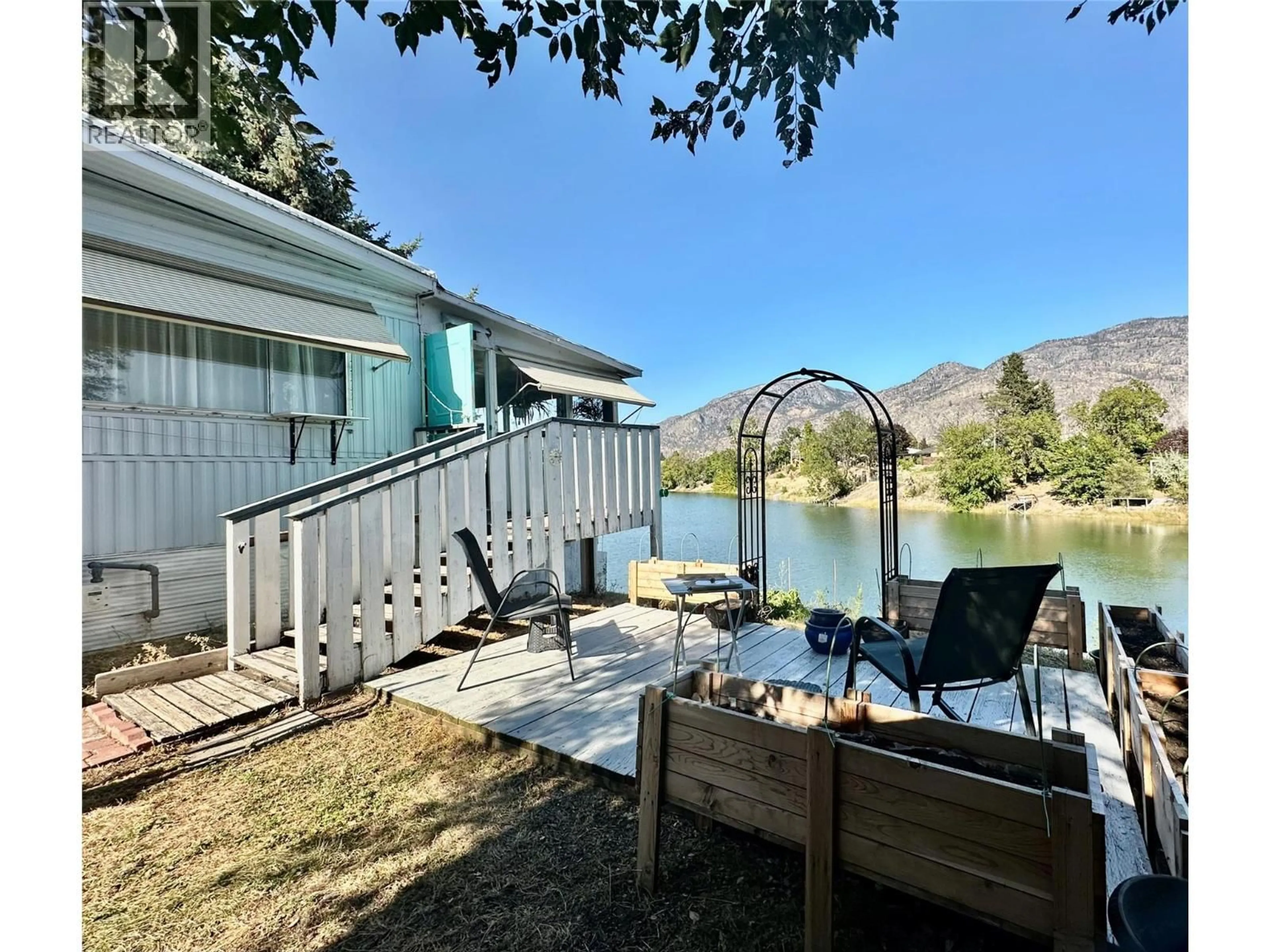 Patio, water/lake/river/ocean view for 12 - 9106 MAIN STREET, Osoyoos British Columbia V0H1V0