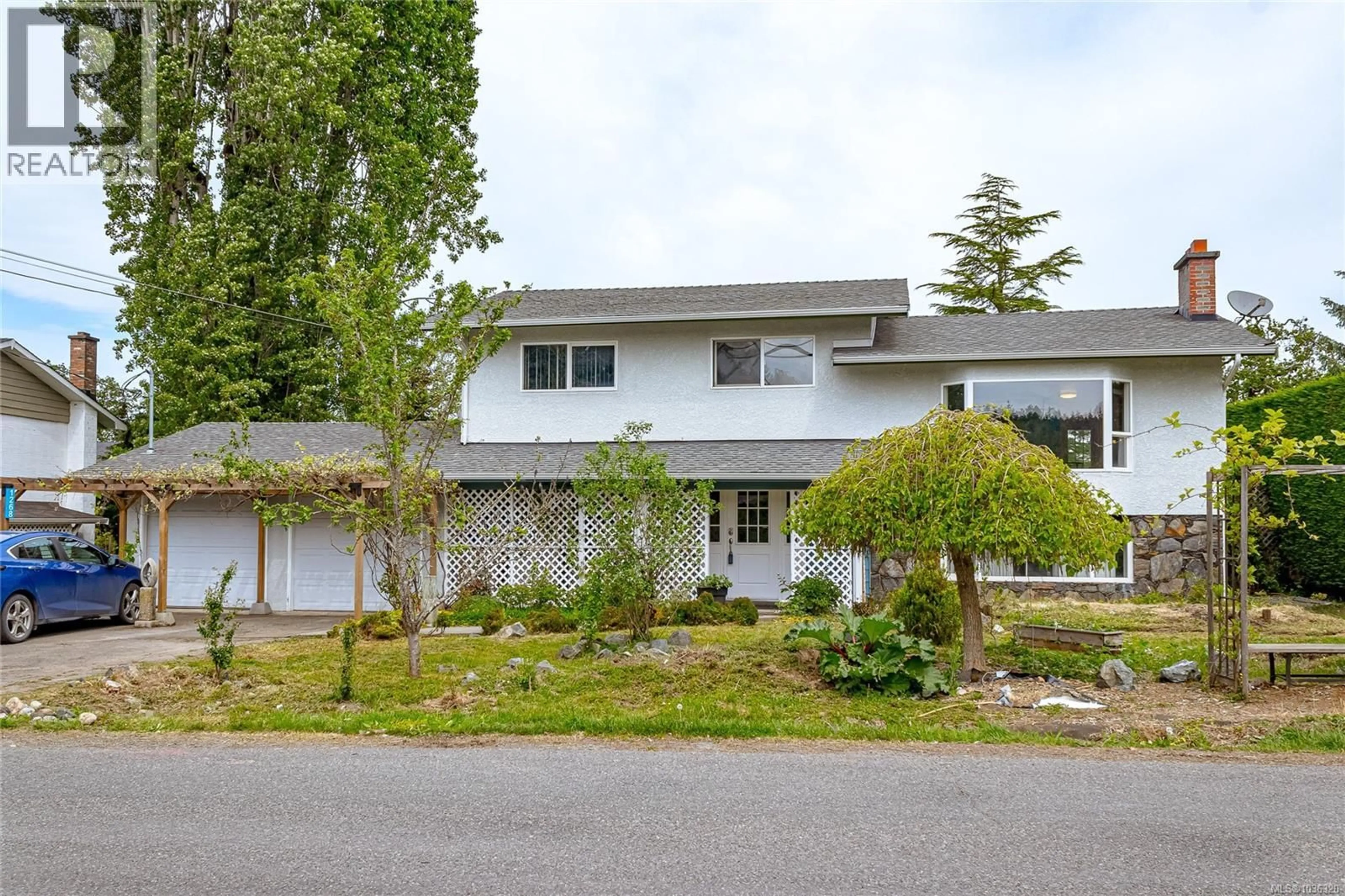 Home with vinyl exterior material, street for 1268 MARCHANT ROAD, Central Saanich British Columbia V8M1G5