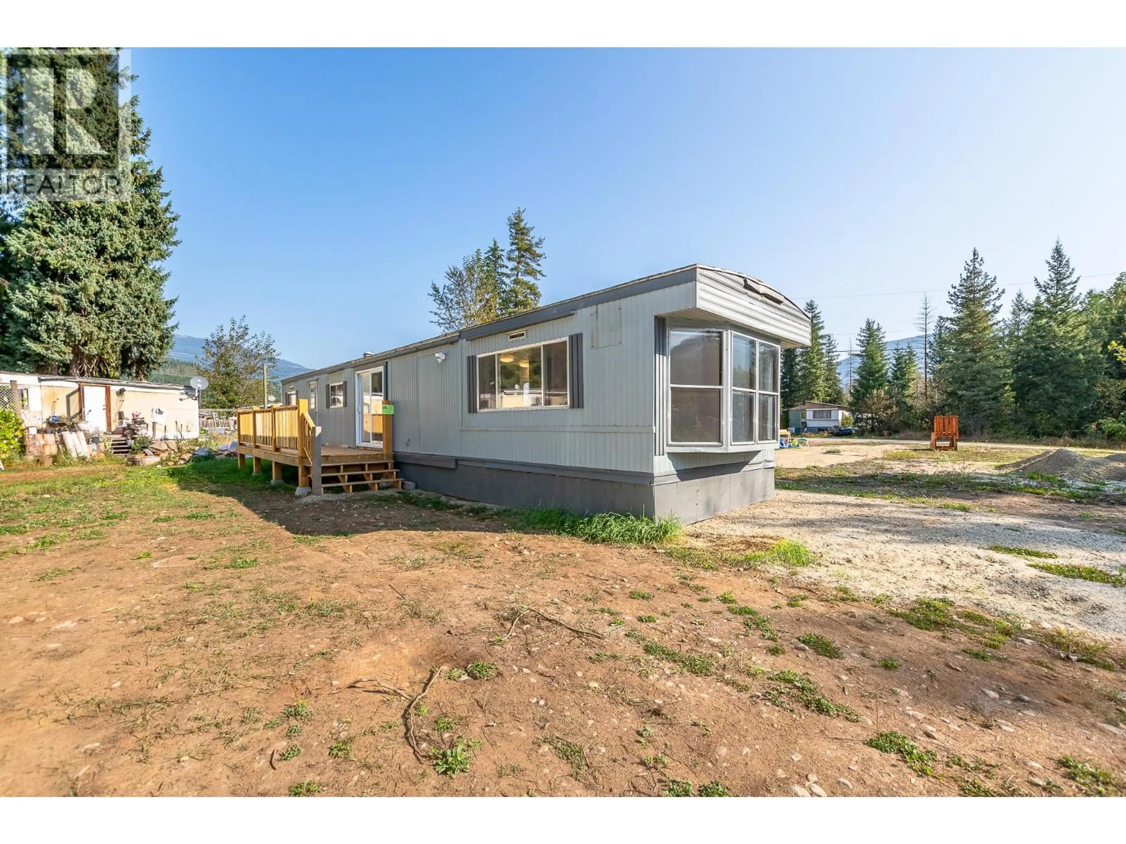Home with vinyl exterior material, unknown for 33 - 4441 DELANEY ROAD, Malakwa British Columbia V0E2J0