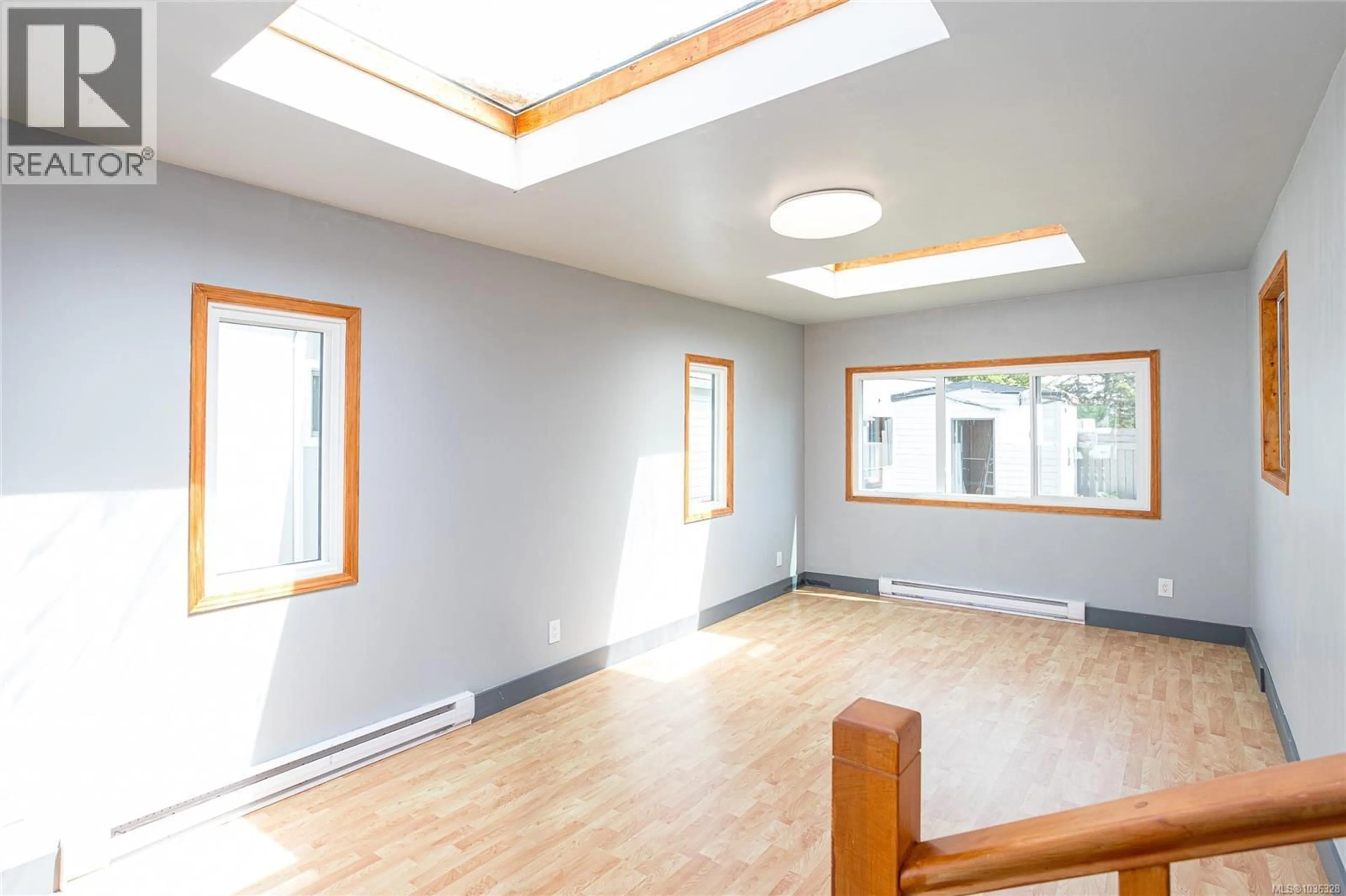 A pic of a room for 110 - 1736 TIMBERLANDS ROAD, Nanaimo British Columbia V9G1K3