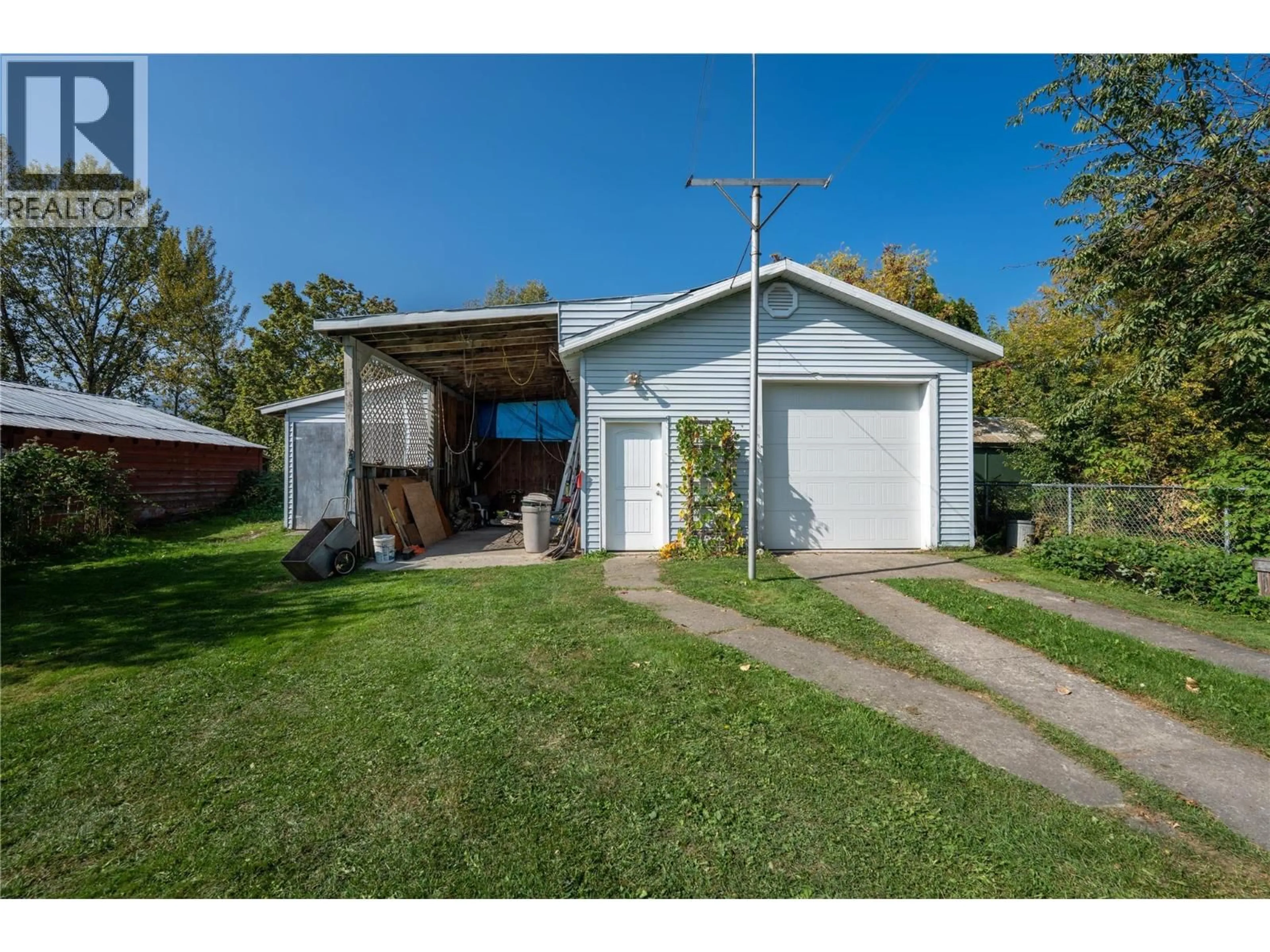 Shed for 919 DOWNIE STREET, Revelstoke British Columbia V0E2S0