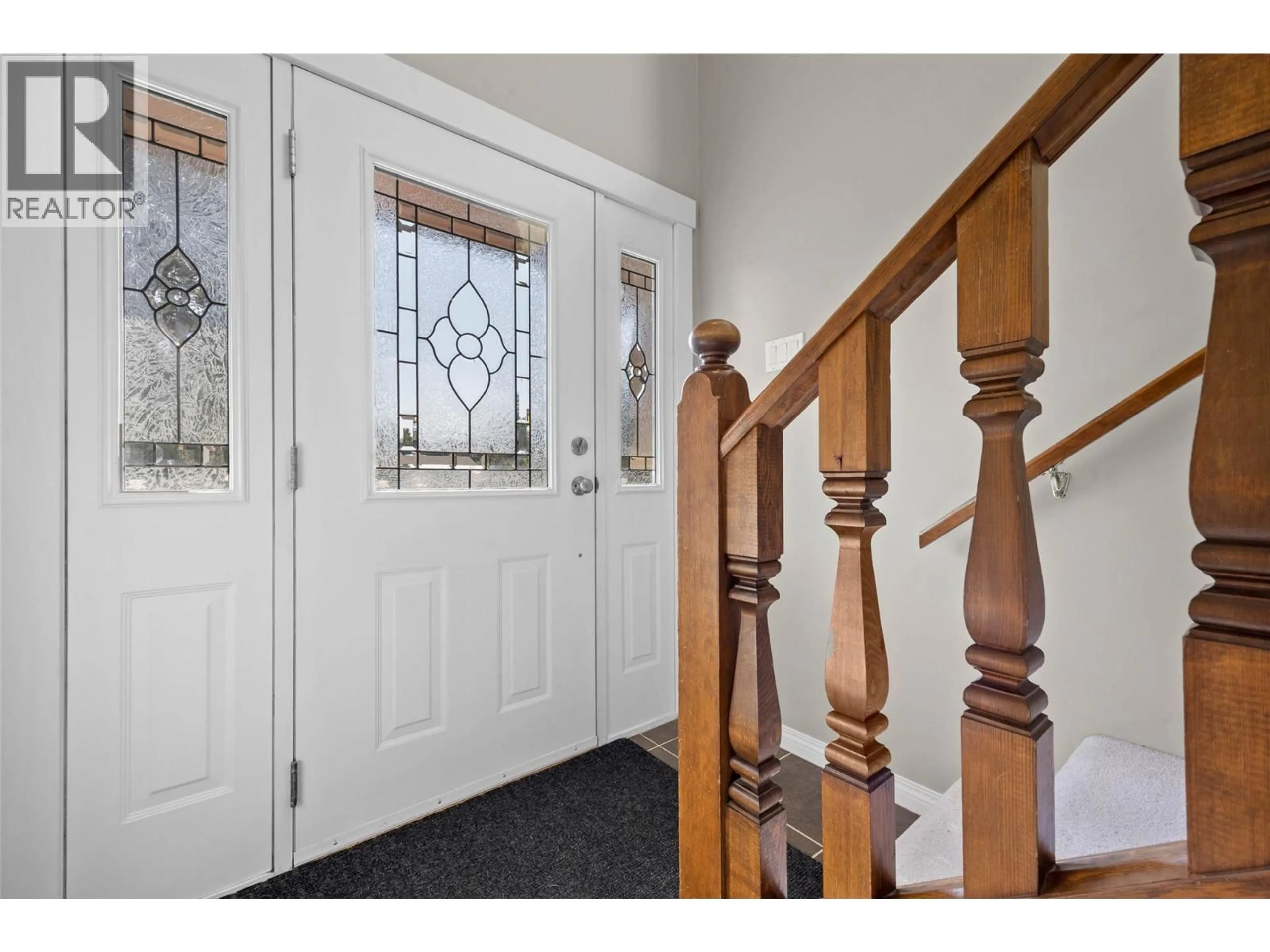 Indoor entryway for 1878 WHISTLER COURT, Kamloops British Columbia V2E1X7