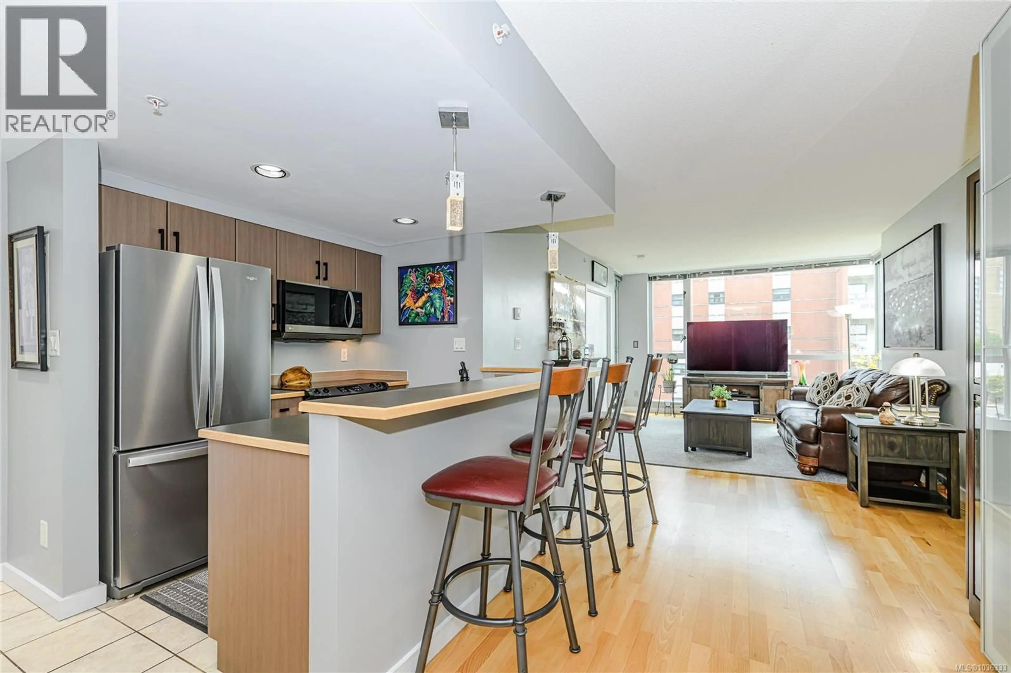 Open concept kitchen, unknown for 705 - 732 CORMORANT STREET, Victoria British Columbia V8W1P8