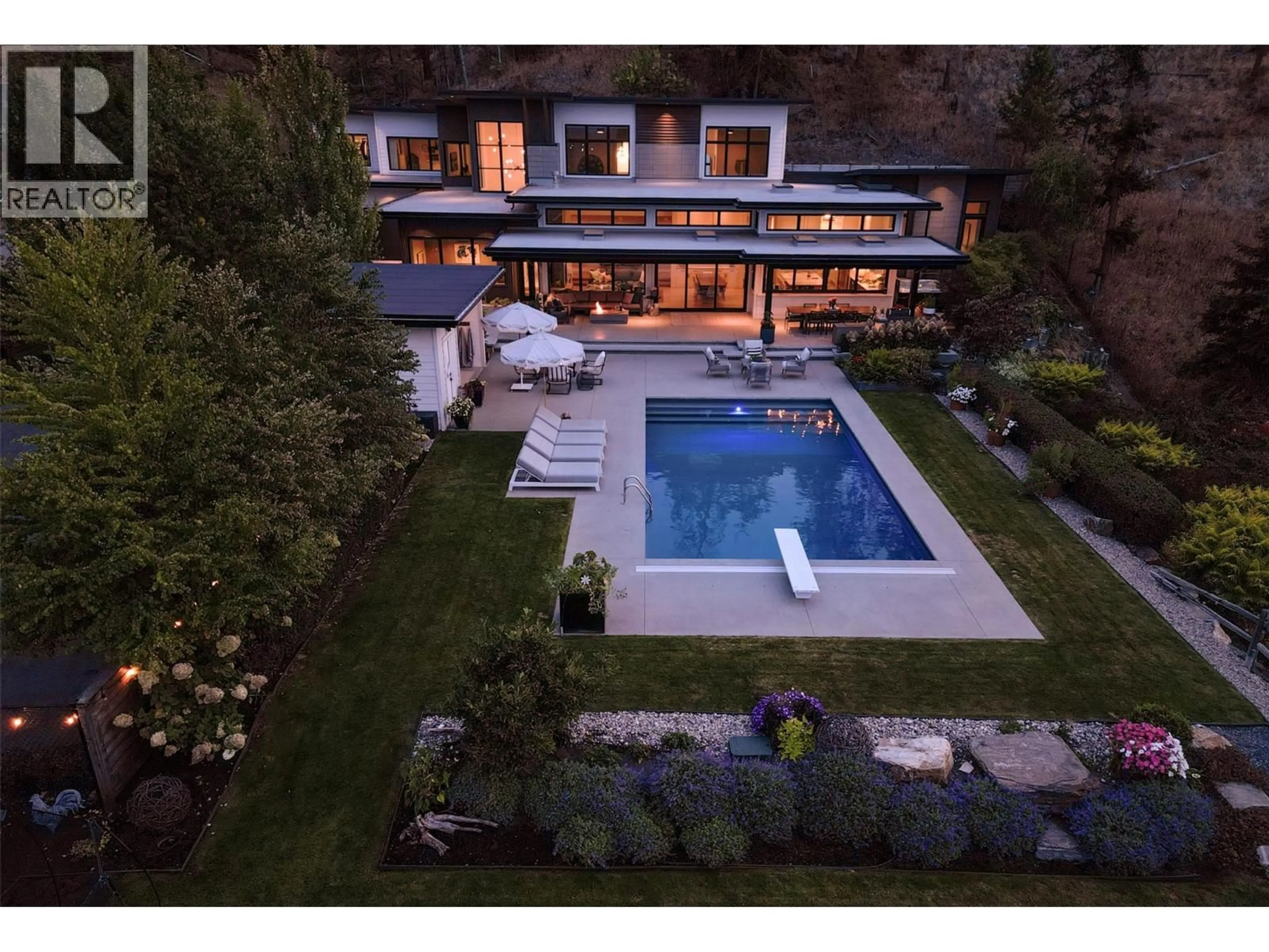 Unknown for 763 BARNABY ROAD, Kelowna British Columbia V1W4N9