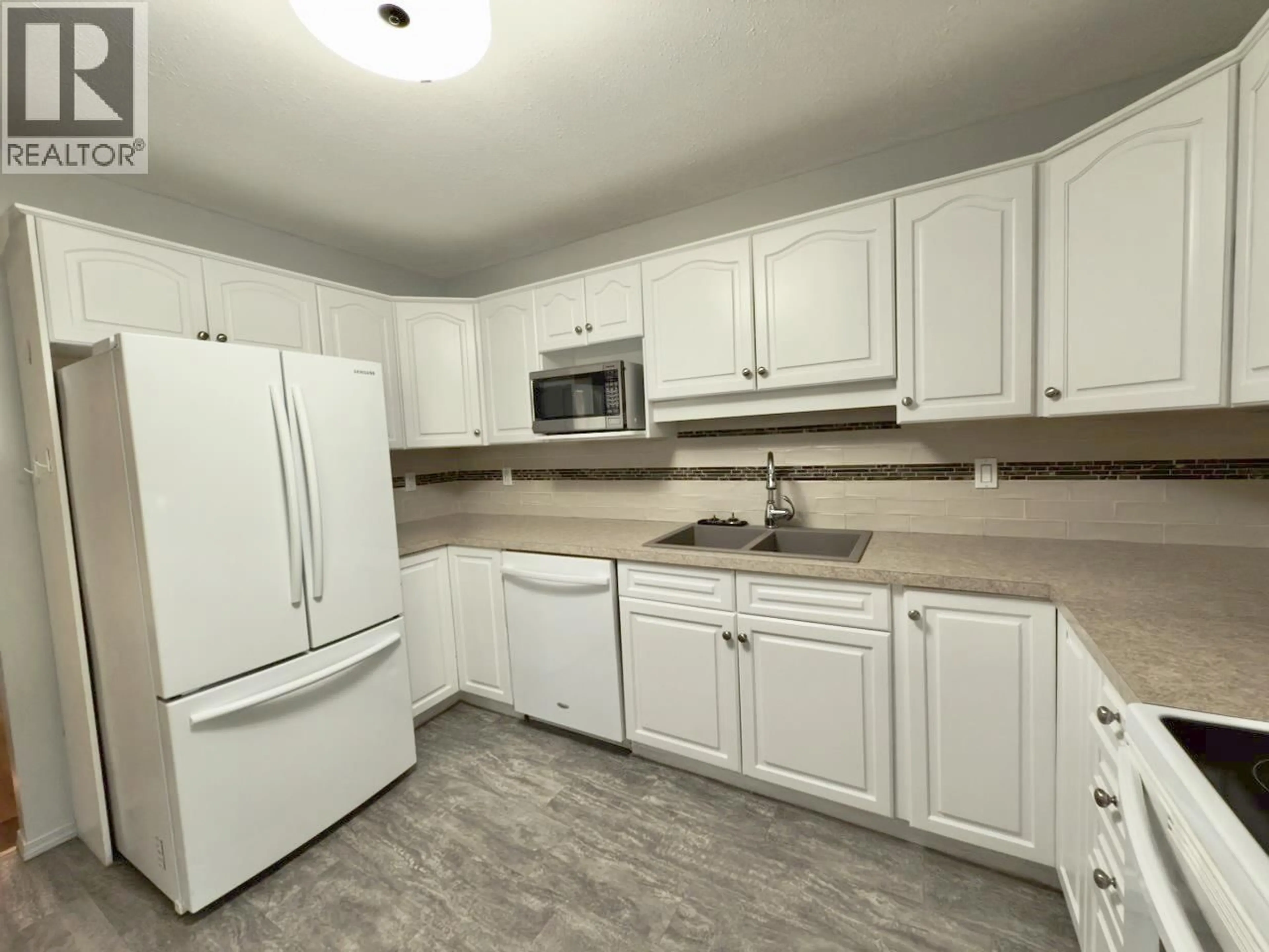Standard kitchen, unknown for 27 - 115 REDWING PLACE, Oliver British Columbia V0H1T4