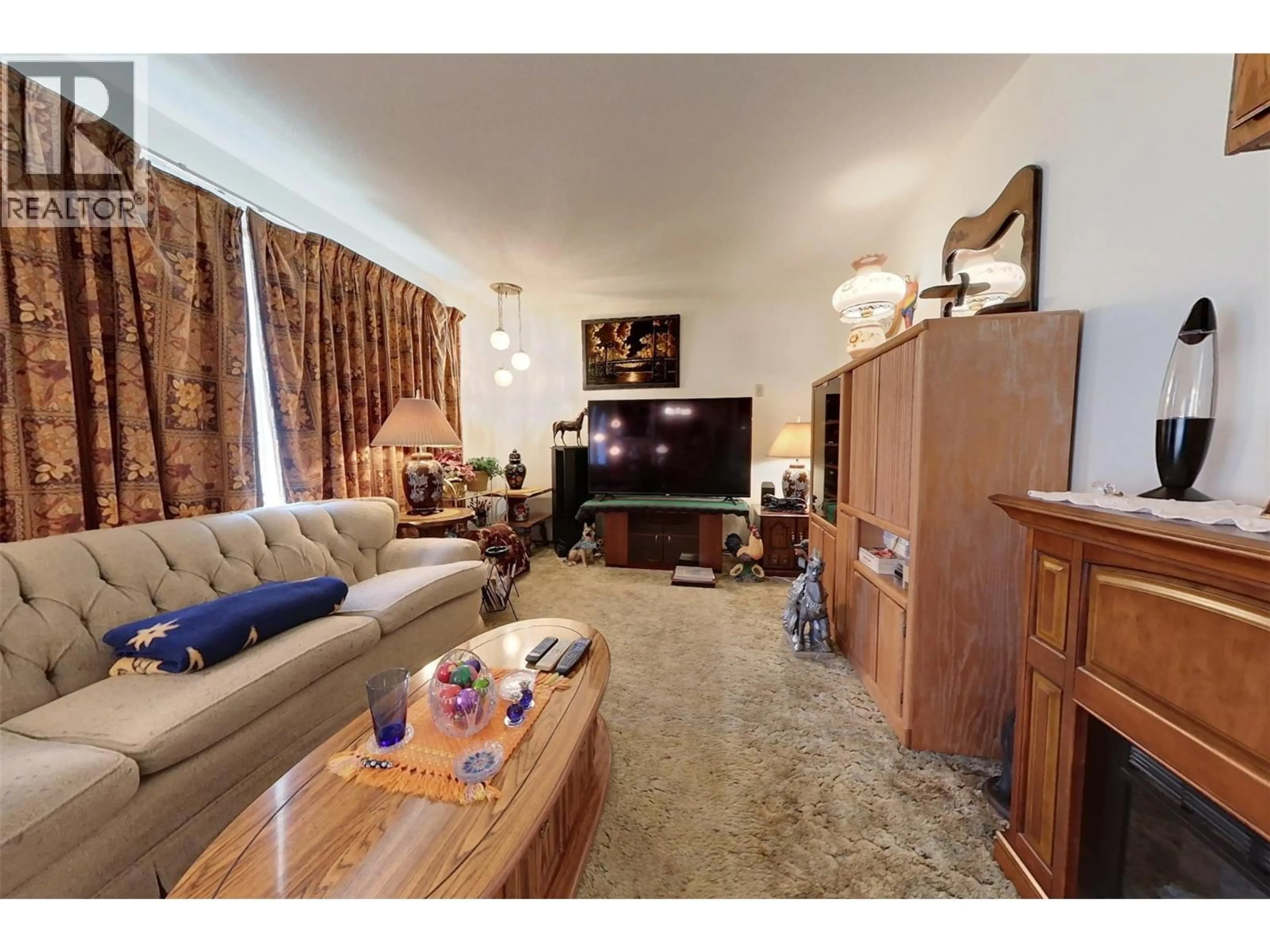 Living room with furniture, unknown for 189 310TH AVENUE, Marysville British Columbia V1A3K2