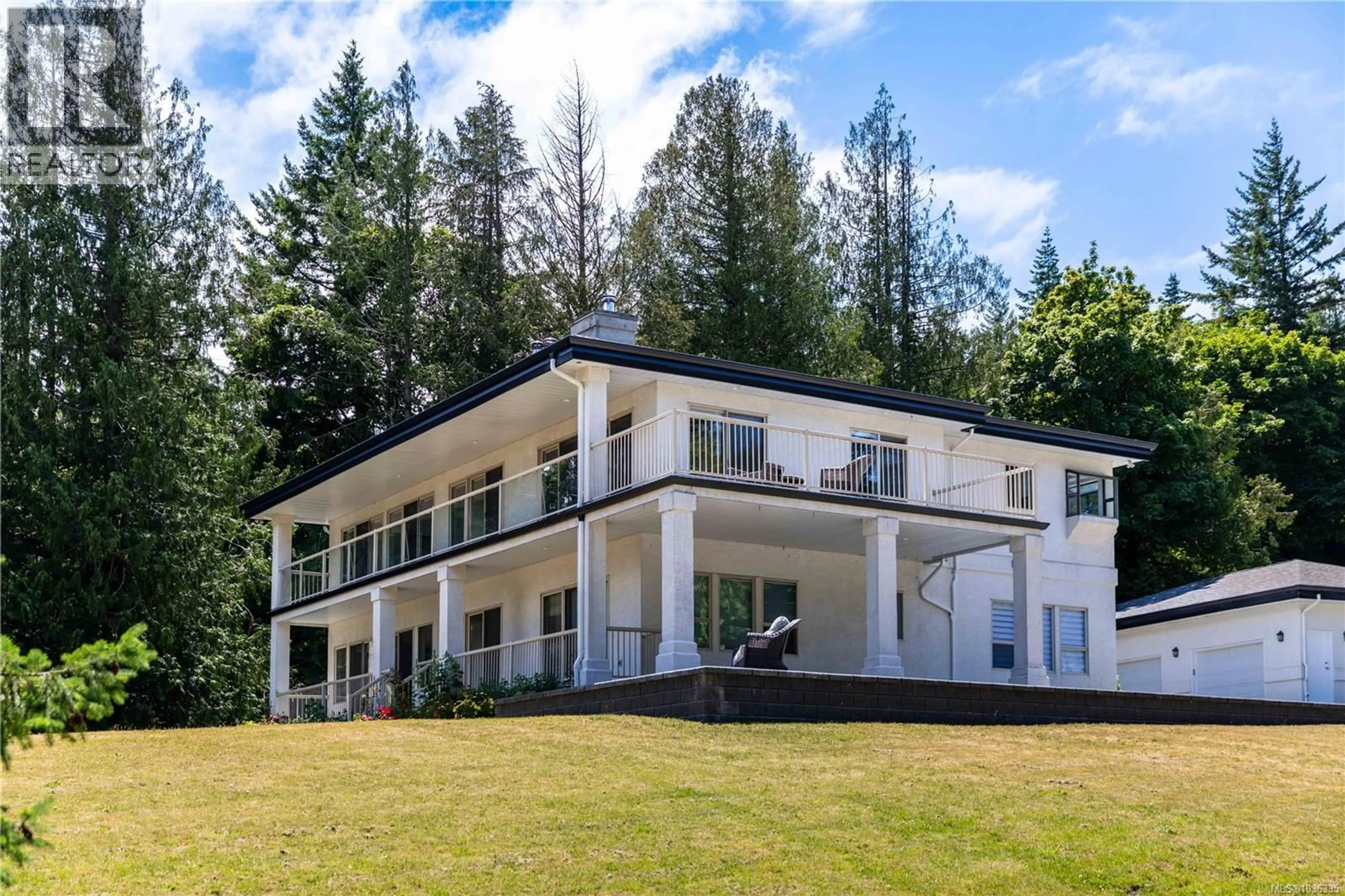 A pic from outside/outdoor area/front of a property/back of a property/a pic from drone, unknown for 740 WINDOVER TERRACE, Metchosin British Columbia V9C4G4