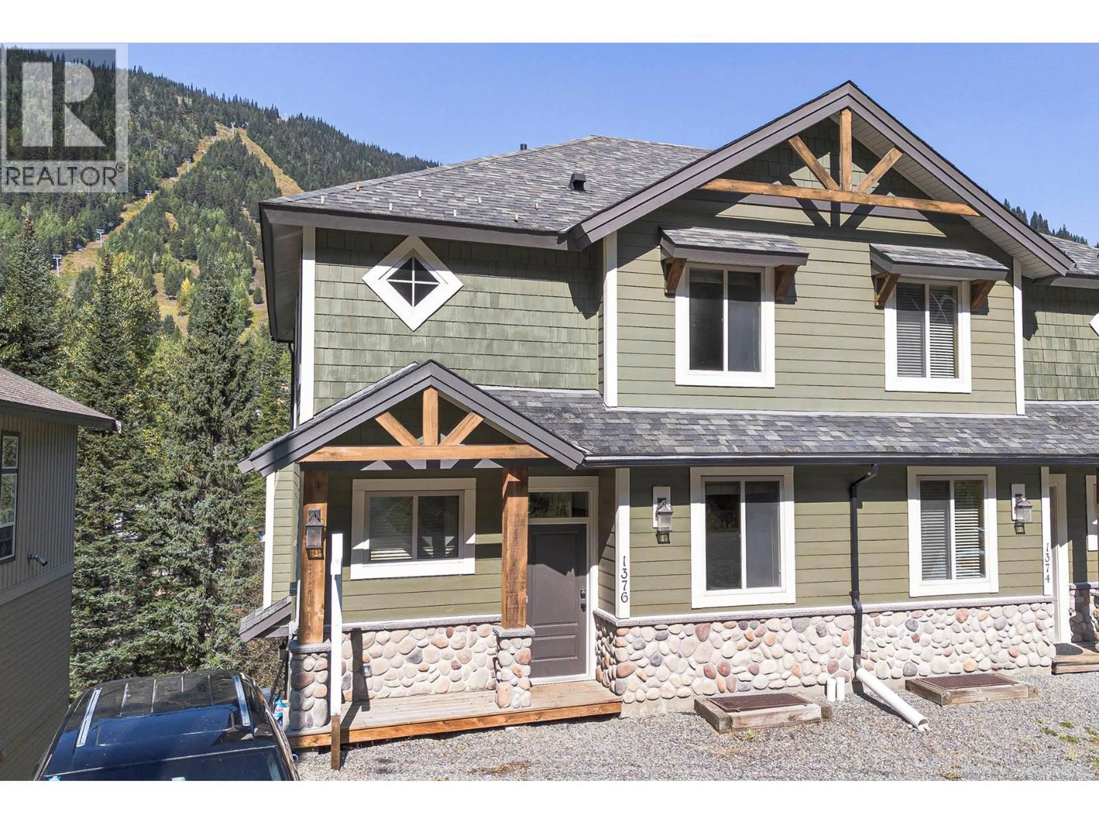 Home with vinyl exterior material, mountain view for 1376 BURFIELD DRIVE, Kamloops British Columbia V0E5N0