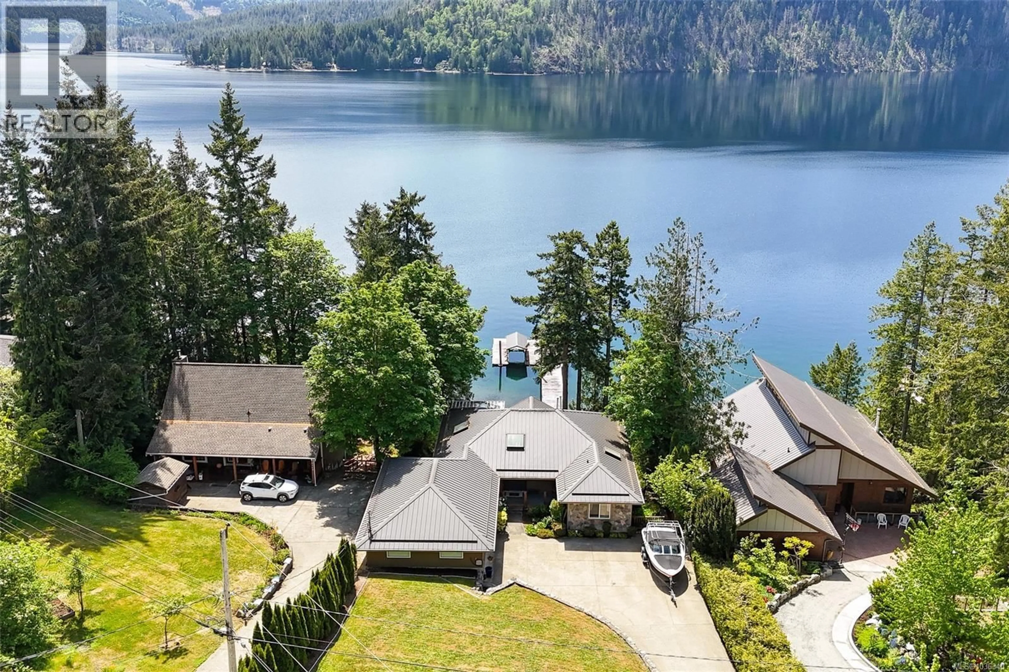 A pic from outside/outdoor area/front of a property/back of a property/a pic from drone, water/lake/river/ocean view for 10172 BISHOP DRIVE, Port Alberni British Columbia V9Y9A6
