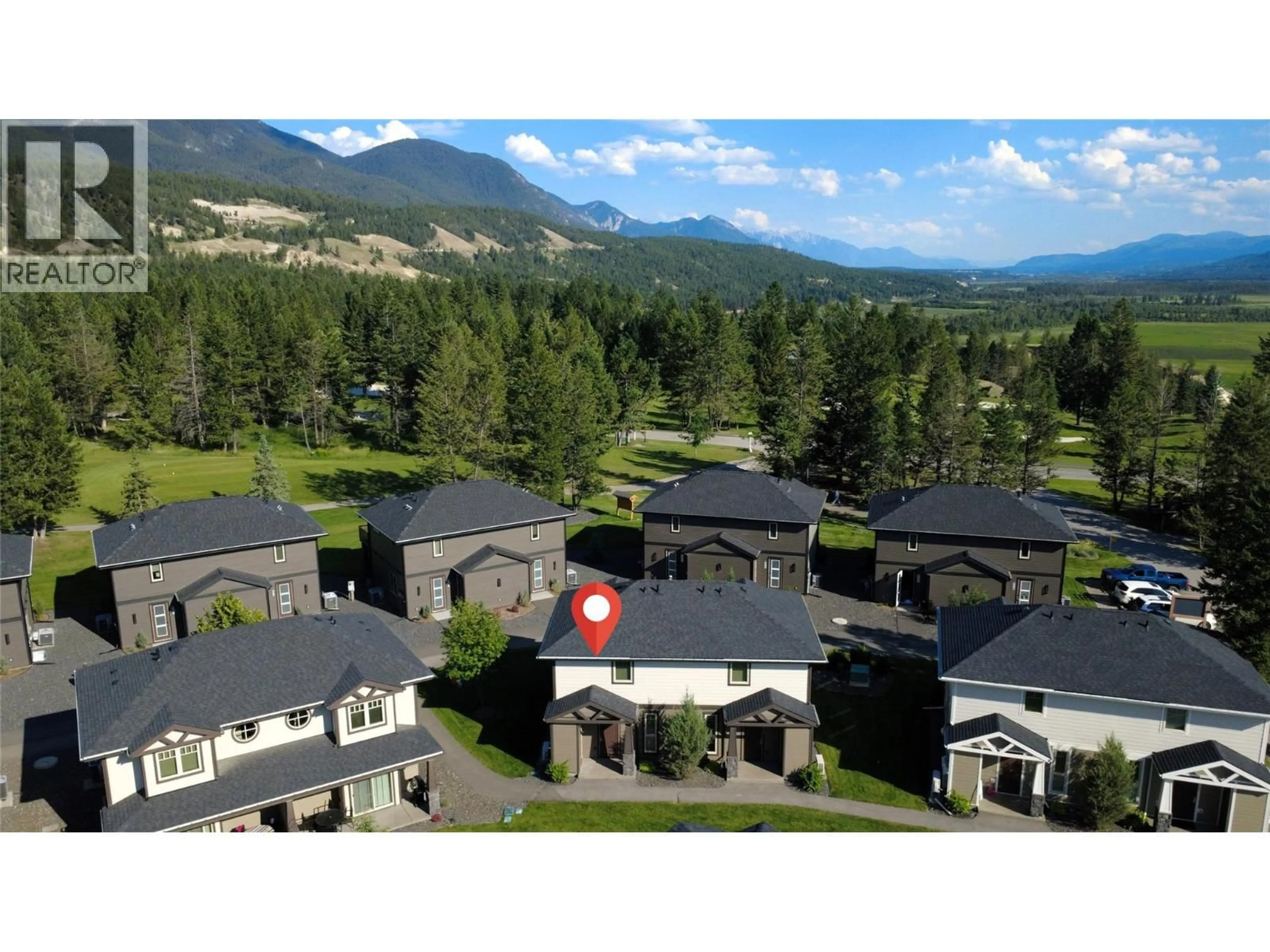 A pic from outside/outdoor area/front of a property/back of a property/a pic from drone, mountain view for 916 C - 900 BIGHORN BOULEVARD, Radium Hot Springs British Columbia V0A1M0