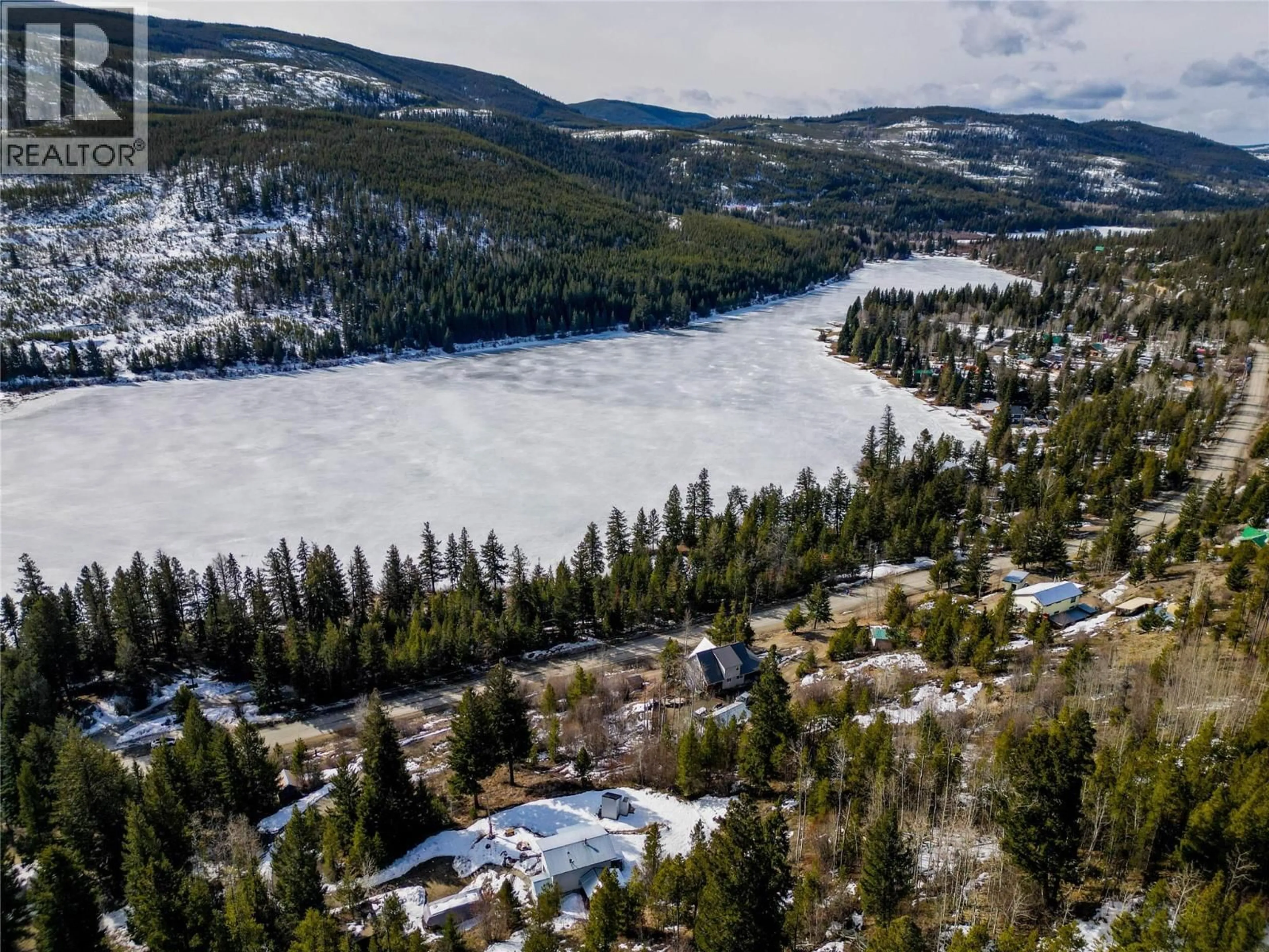 A pic from outside/outdoor area/front of a property/back of a property/a pic from drone, water/lake/river/ocean view for 4176 PRINCETON SUMMERLAND ROAD, Princeton British Columbia V0X1W0