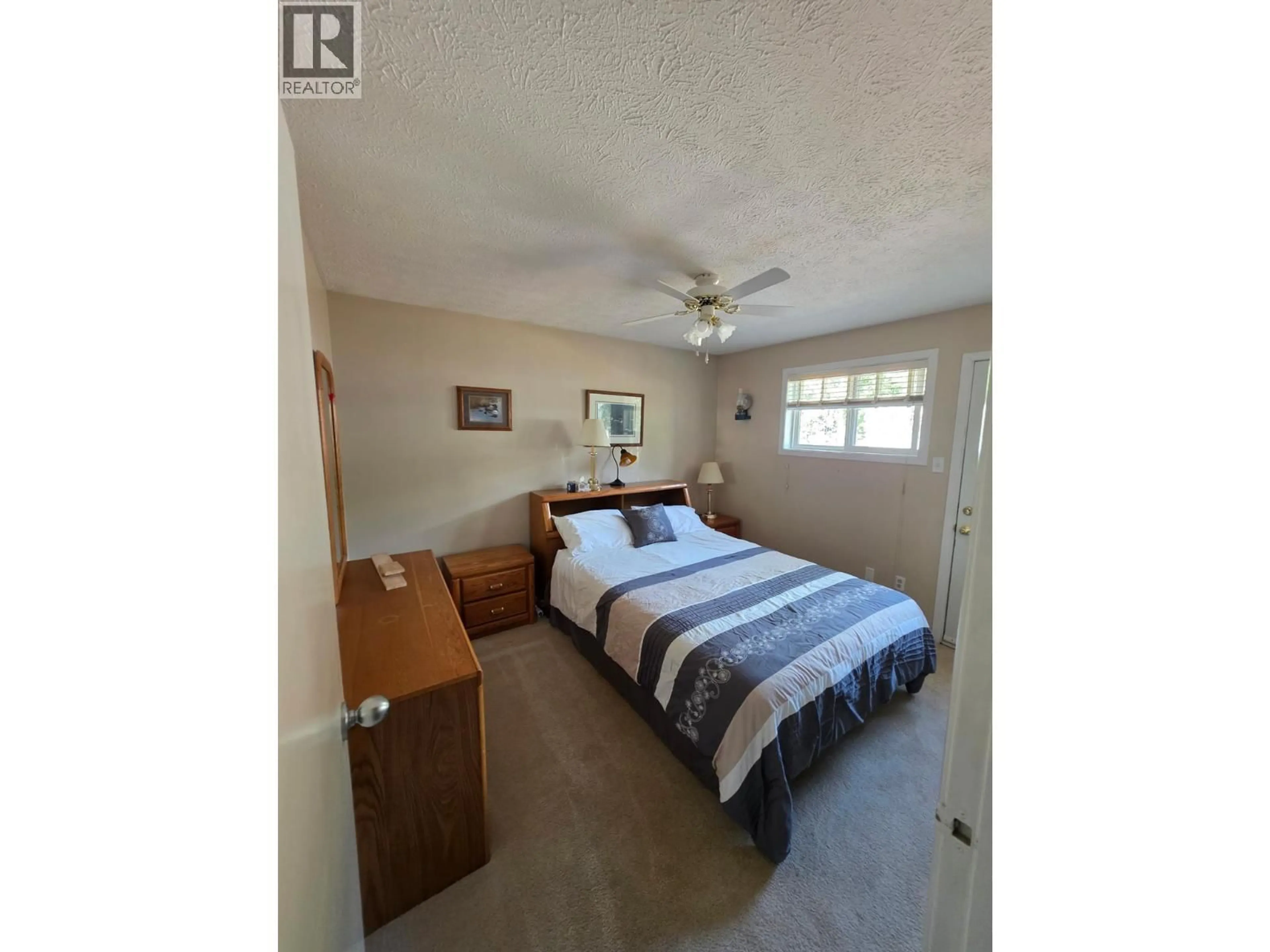 A pic of a room for 128 QUALITY CRESCENT, Tumbler Ridge British Columbia v0c2w0