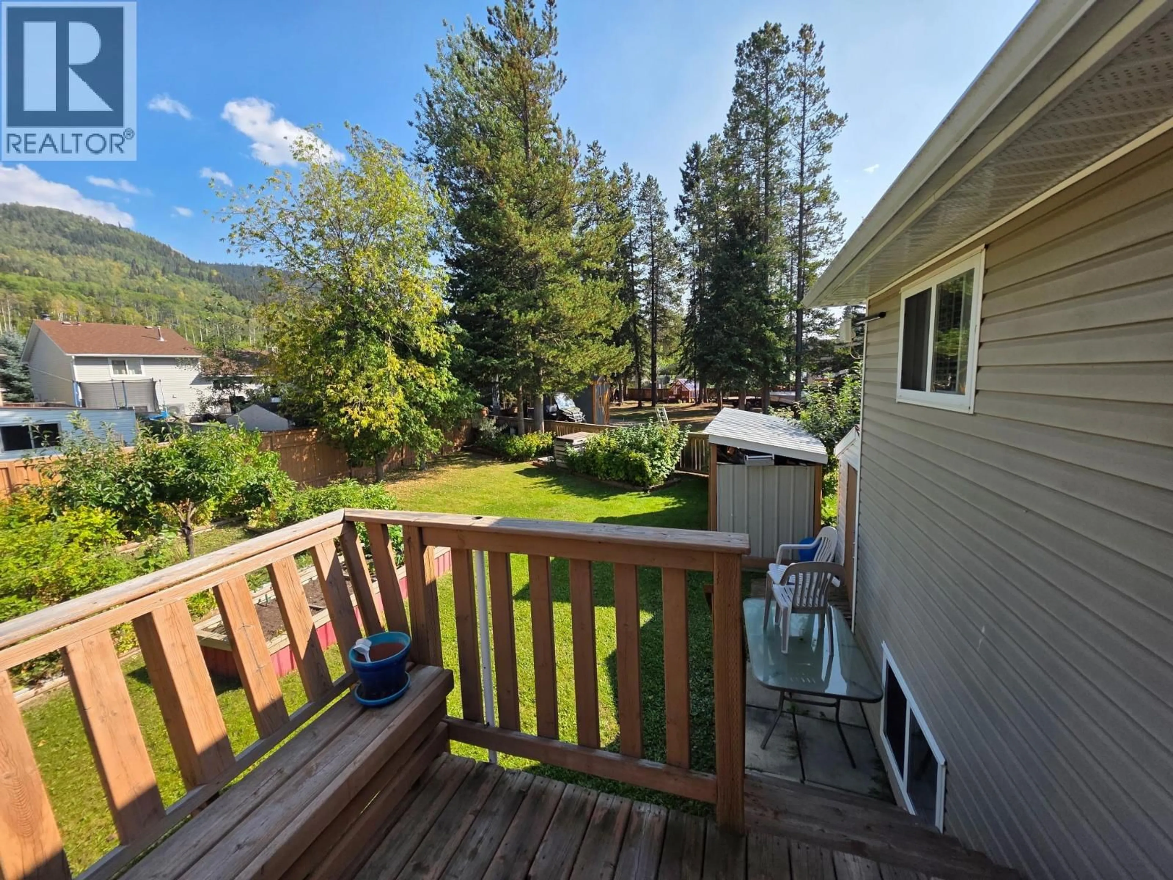 Patio, water/lake/river/ocean view for 128 QUALITY CRESCENT, Tumbler Ridge British Columbia v0c2w0