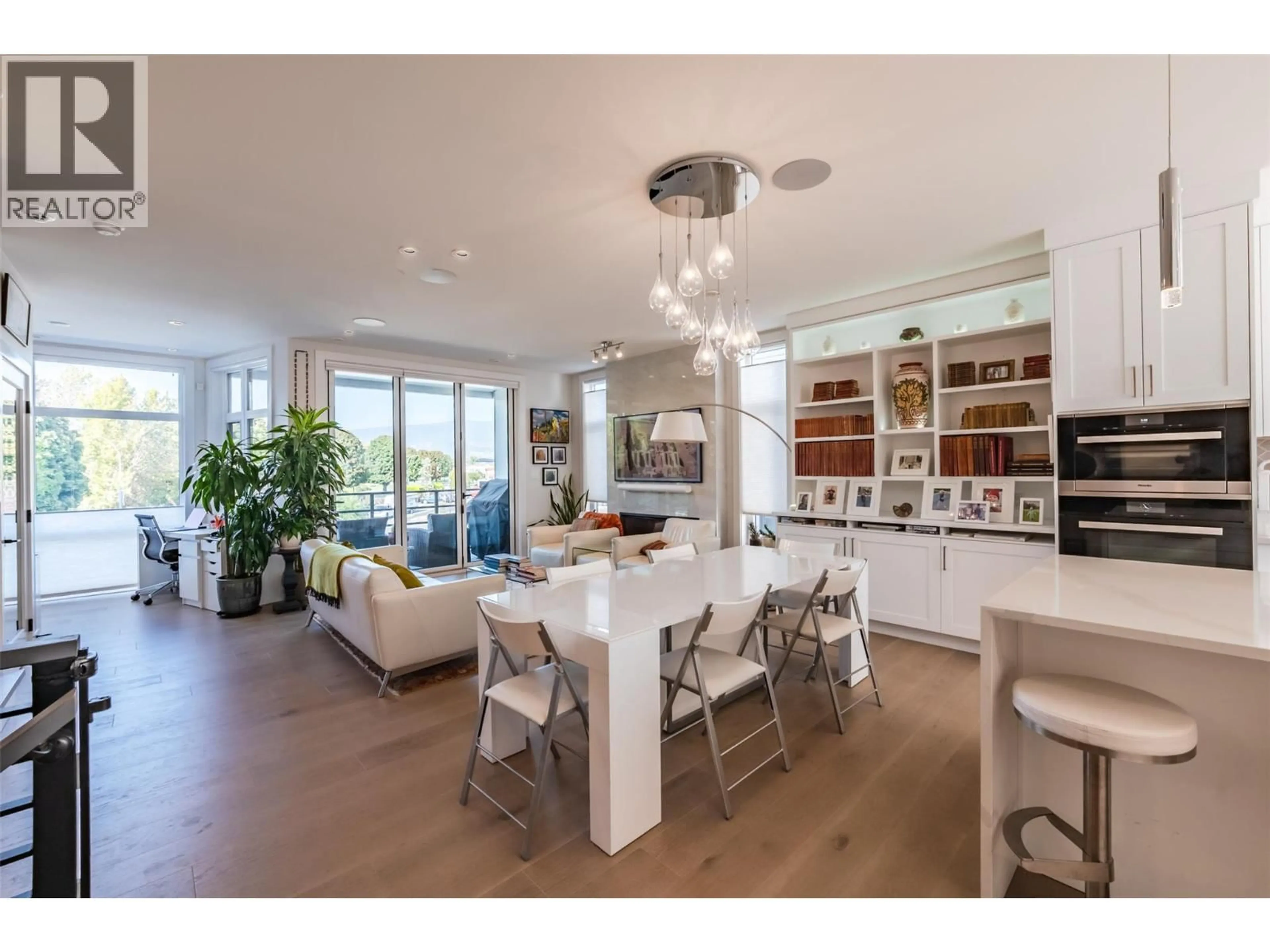 Open concept kitchen, unknown for 106 - 201 WYLIE STREET, Penticton British Columbia V2A0H3