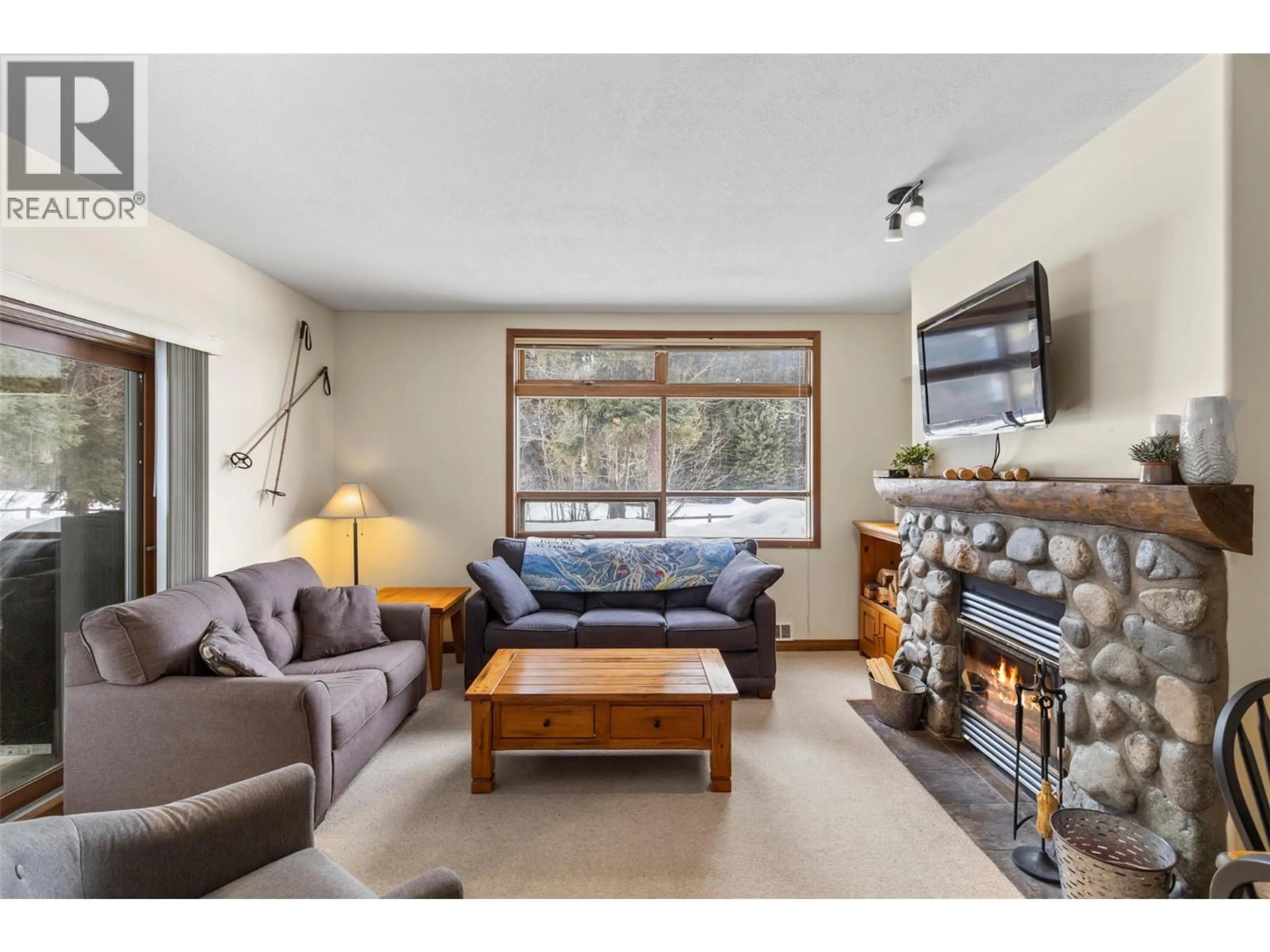 Living room with furniture, unknown for 15 - 2140 SUN PEAKS ROAD, Sun Peaks British Columbia V0E5N0