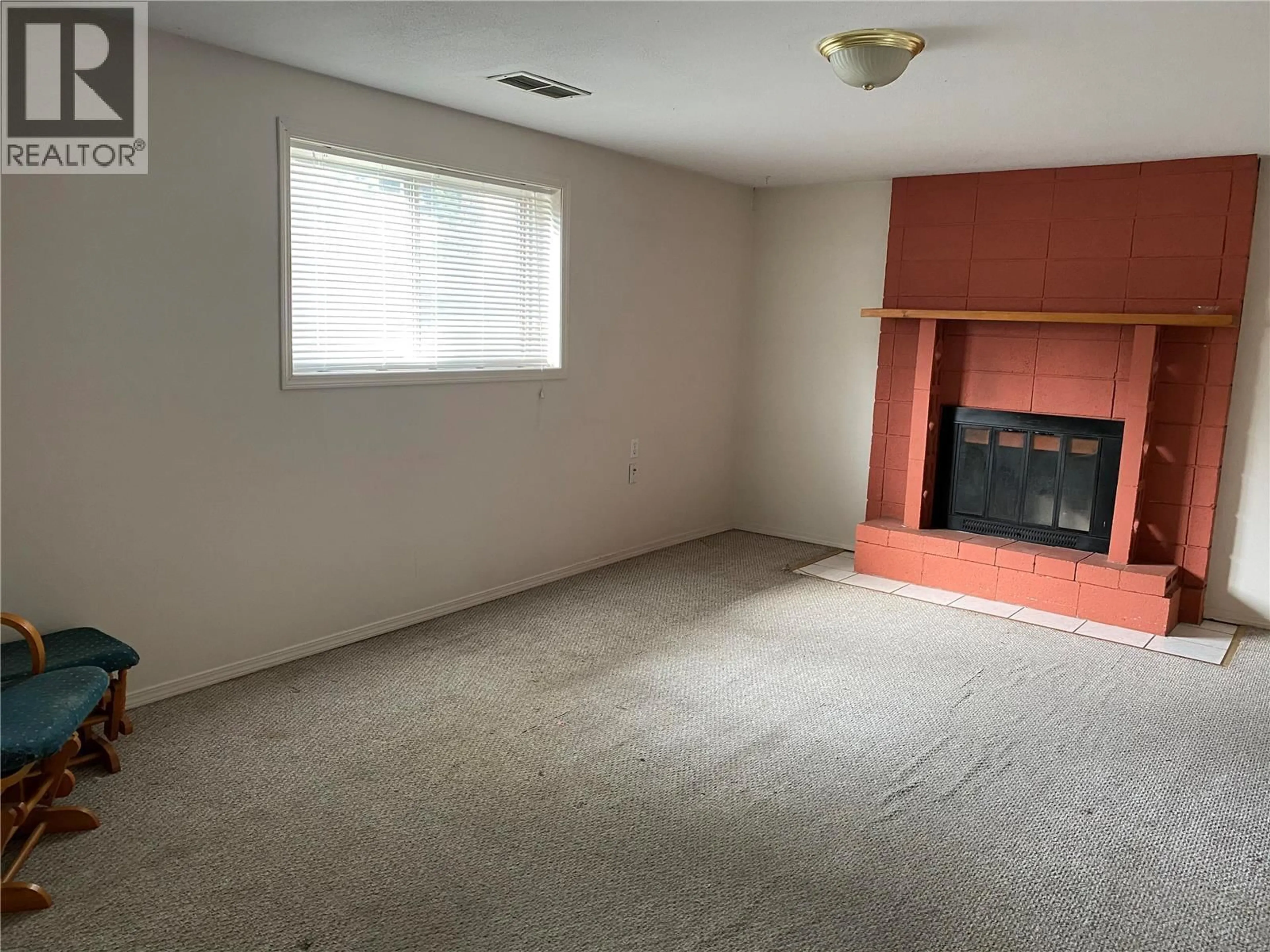 A pic of a room for 3605 20 CRESCENT, Vernon British Columbia V1T1G2