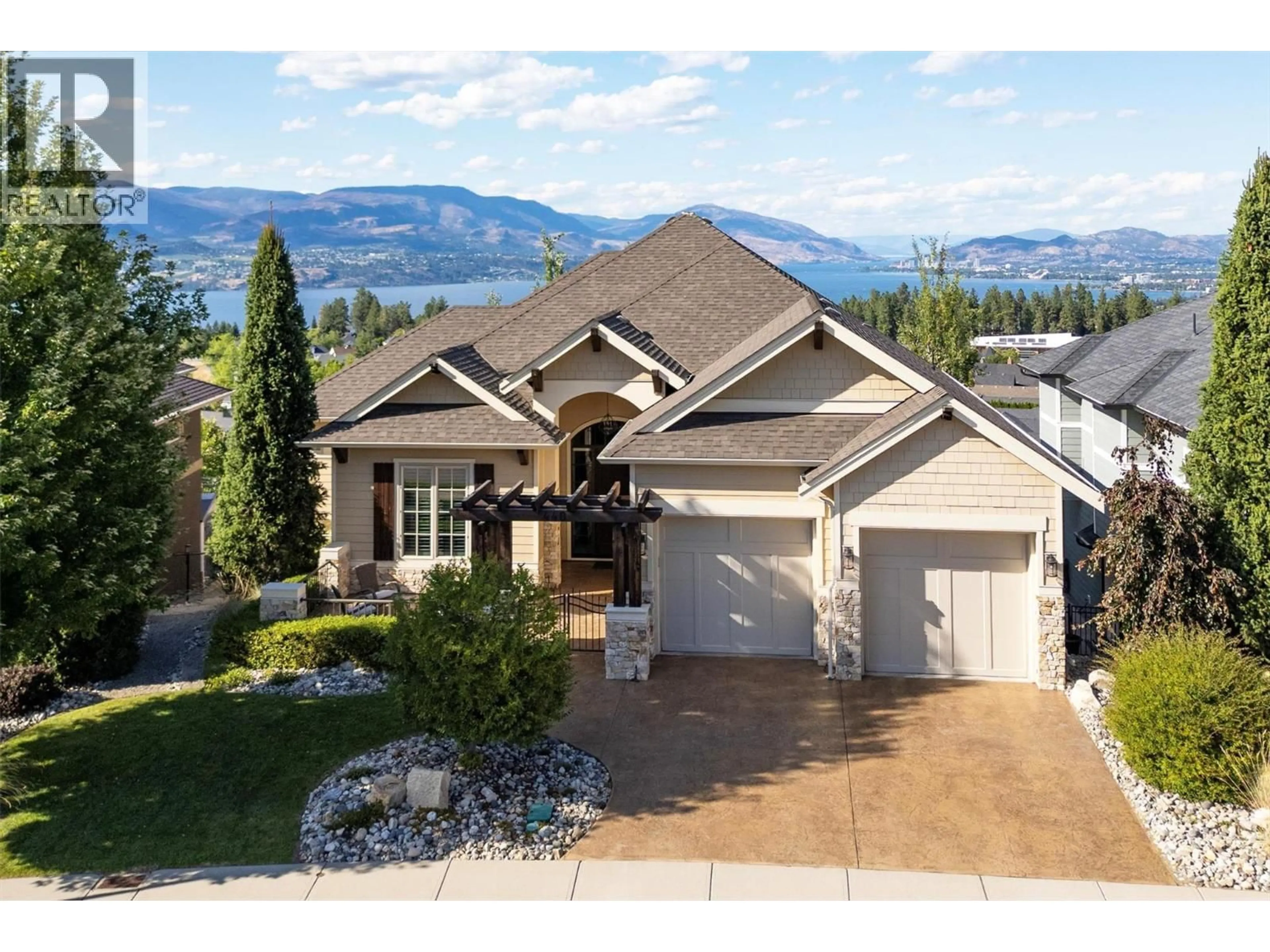 A pic from outside/outdoor area/front of a property/back of a property/a pic from drone, mountain view for 440 LAKEPOINTE DRIVE, Kelowna British Columbia V1W5K2