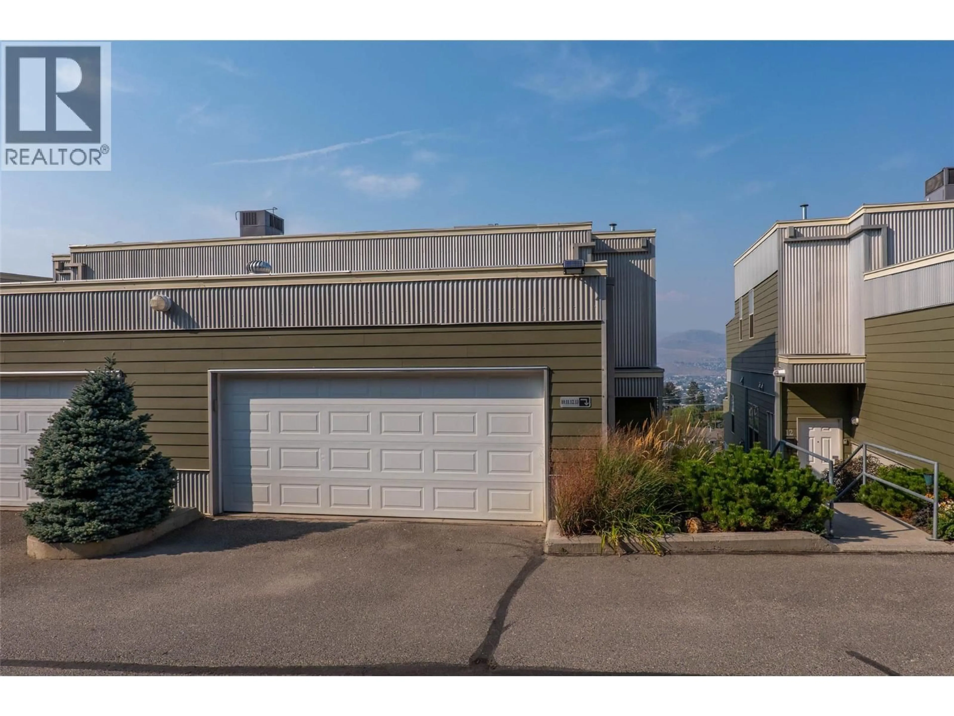 Indoor garage for 10 - 445 DALGLEISH DRIVE, Kamloops British Columbia V2C6C7