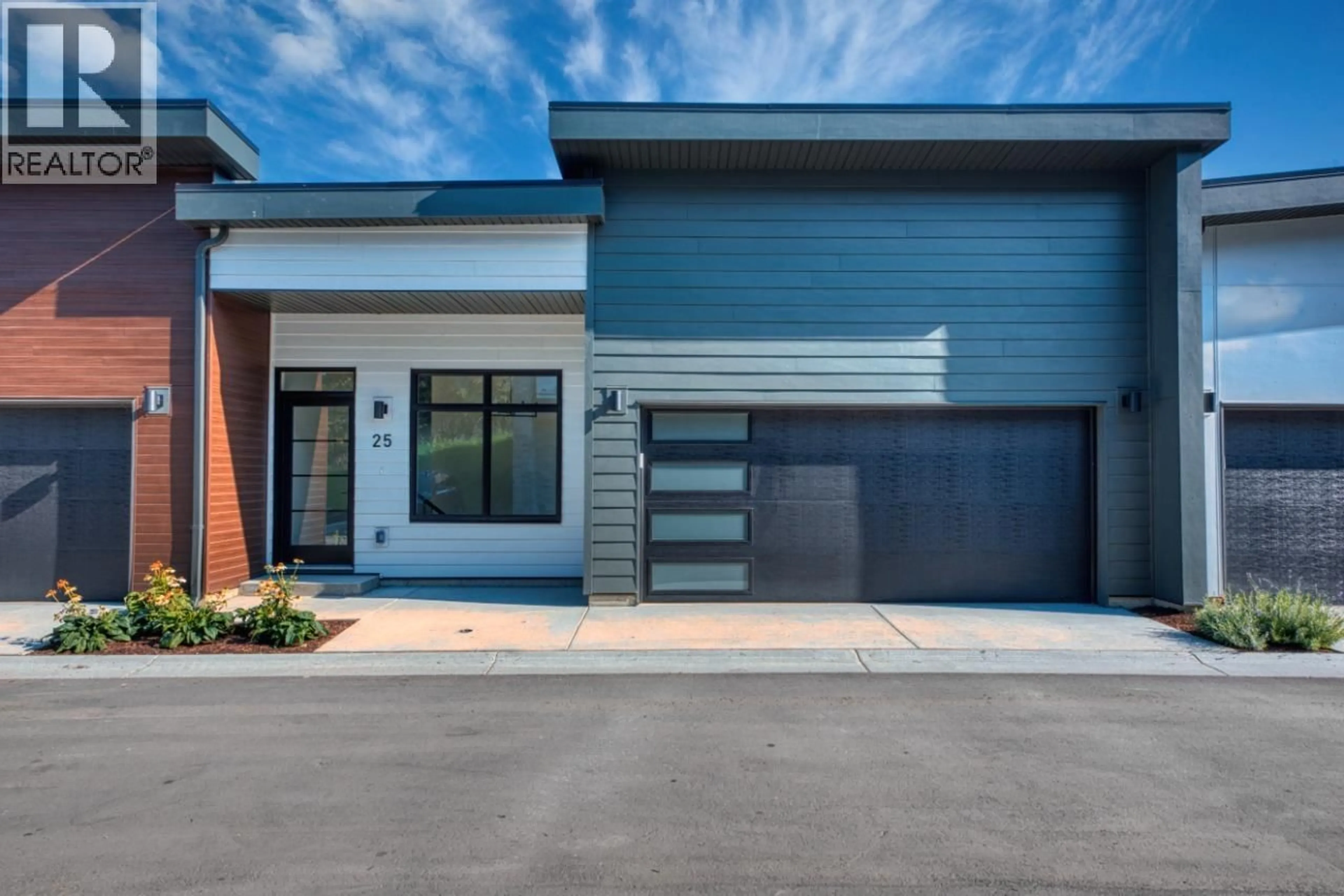 Home with brick exterior material, street for 25 - 7599 KLINGER ROAD, Vernon British Columbia V1H0B2