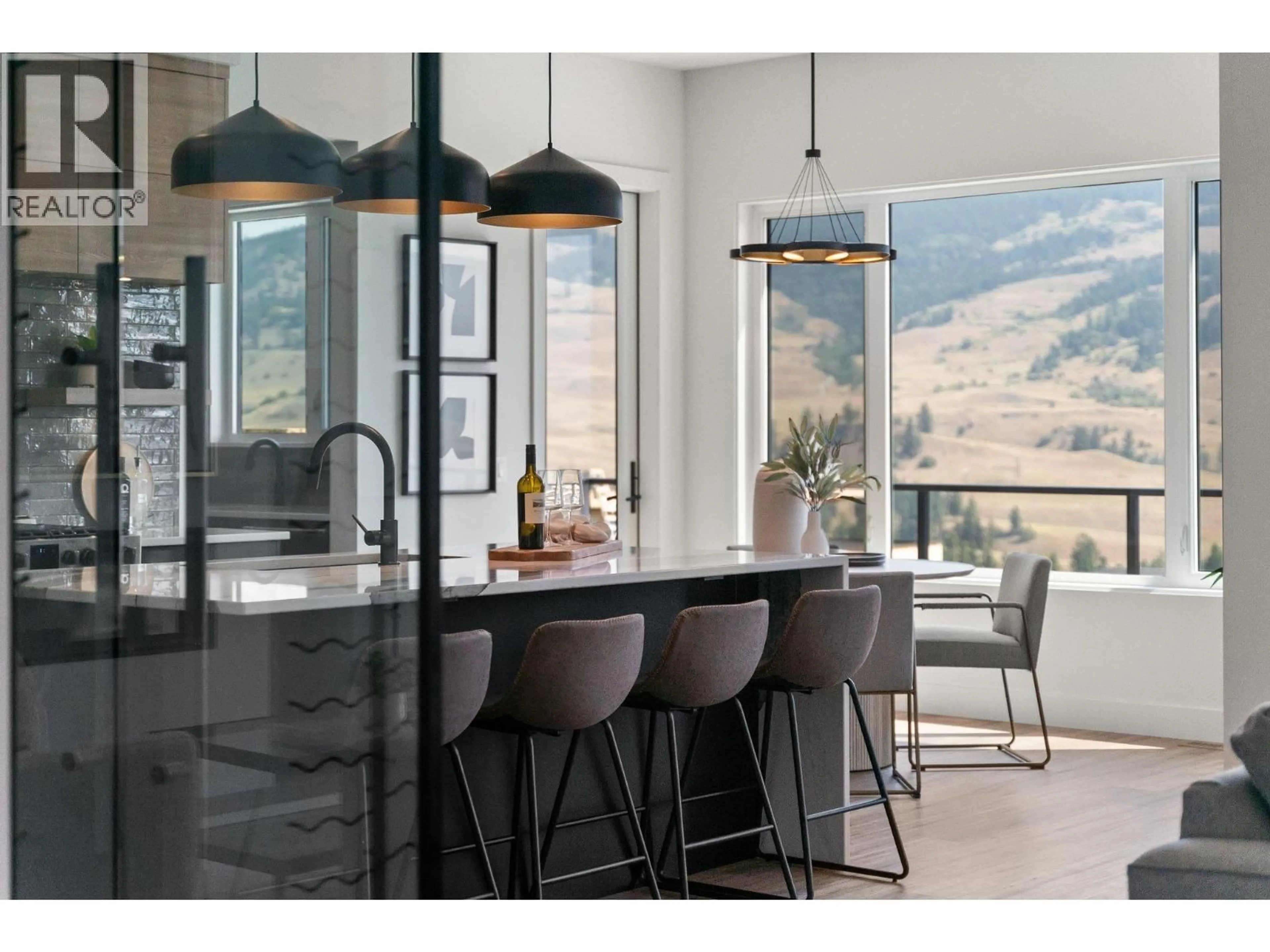 Contemporary kitchen, ceramic/tile floor for 901 MELROSE STREET, Kelowna British Columbia V1P0A8