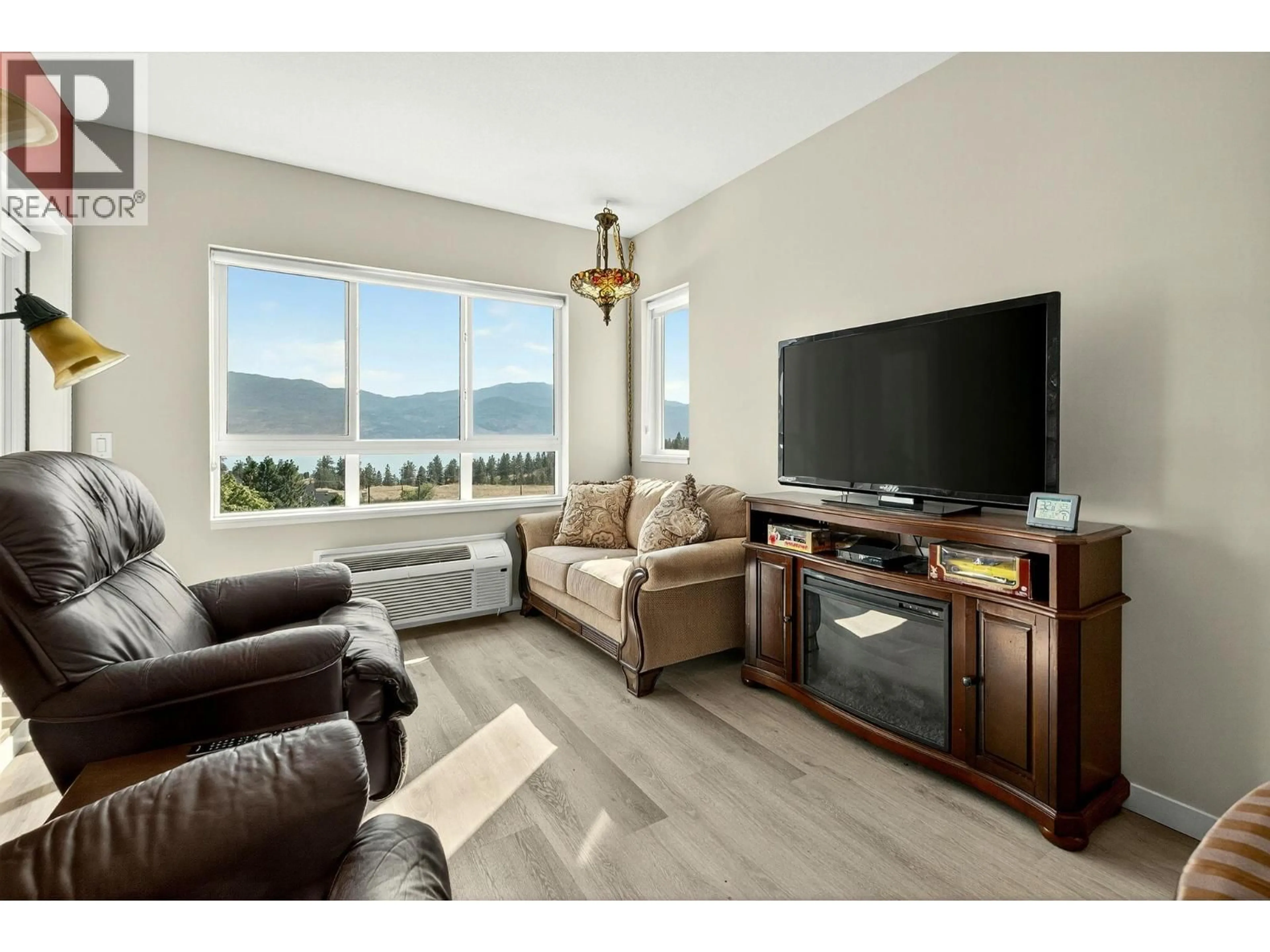 Living room with furniture, unknown for 318 - 2301 CARRINGTON ROAD, West Kelowna British Columbia V2S6R2
