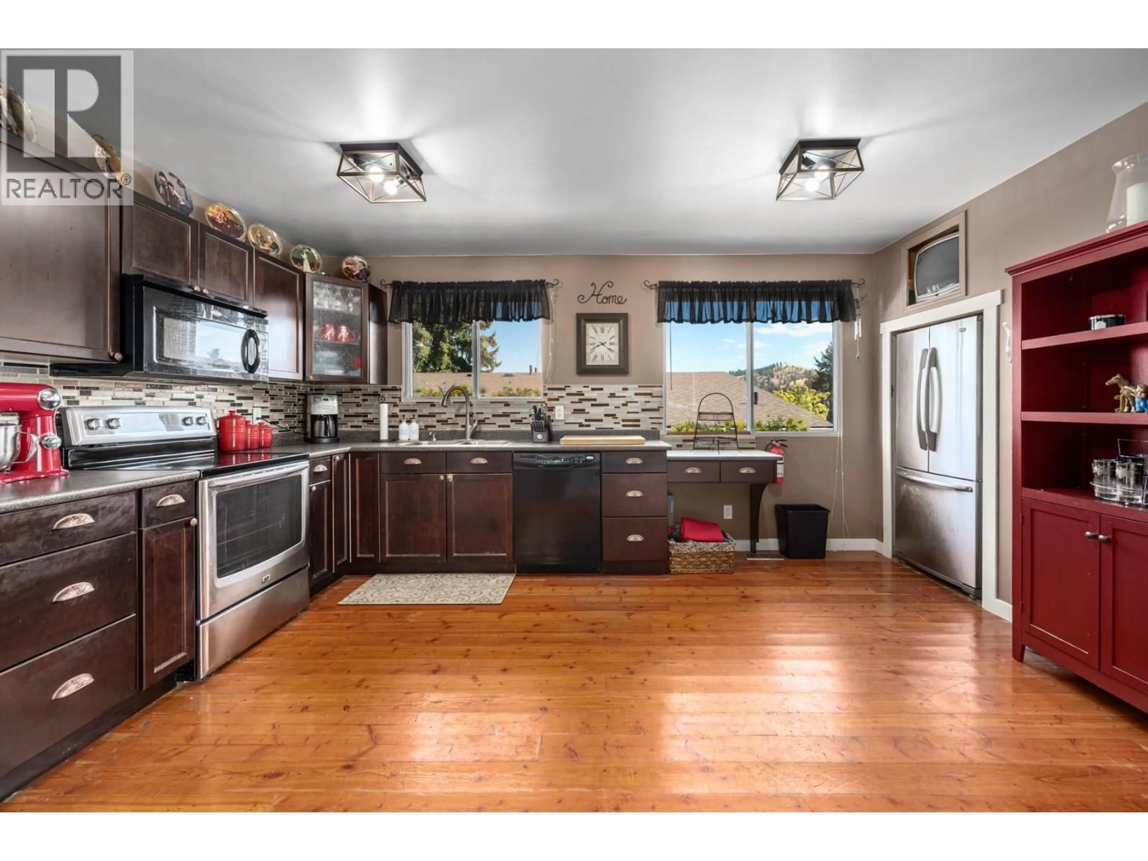 Open concept kitchen, unknown for 392 WADDINGTON DRIVE, Kamloops British Columbia V2E1M5