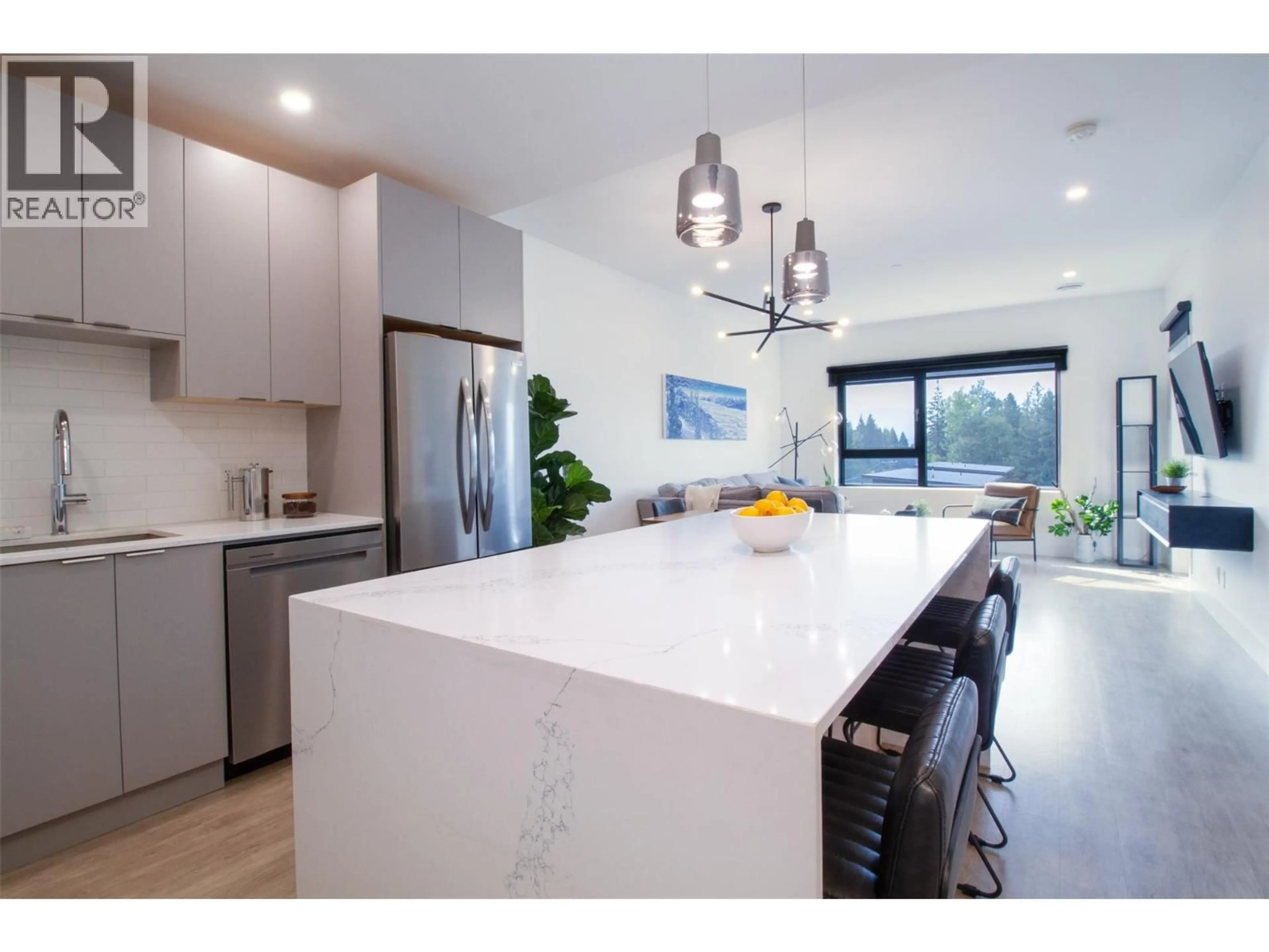 Contemporary kitchen, ceramic/tile floor for 4403 - 1701 COURSIER AVENUE, Revelstoke British Columbia V0E2S3