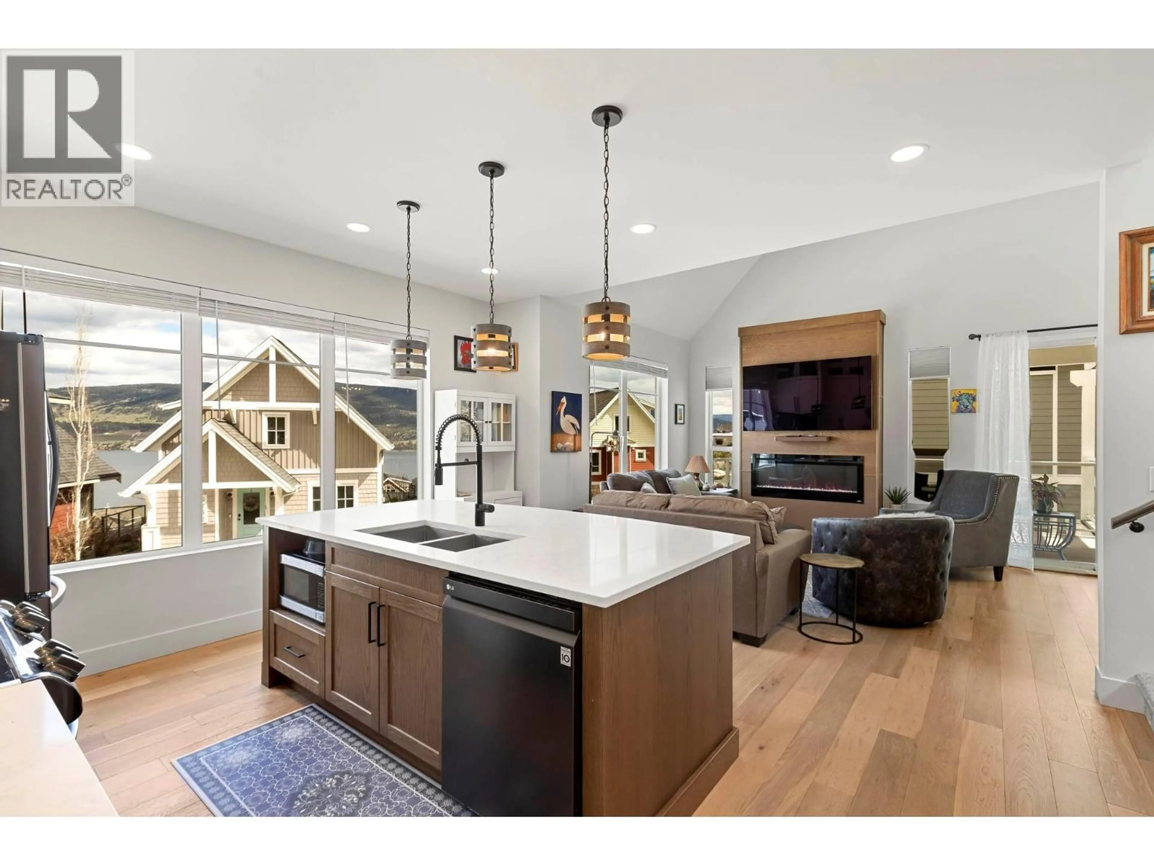 Open concept kitchen, unknown for 6749 LA PALMA LOOP, Kelowna British Columbia V1Z3R8