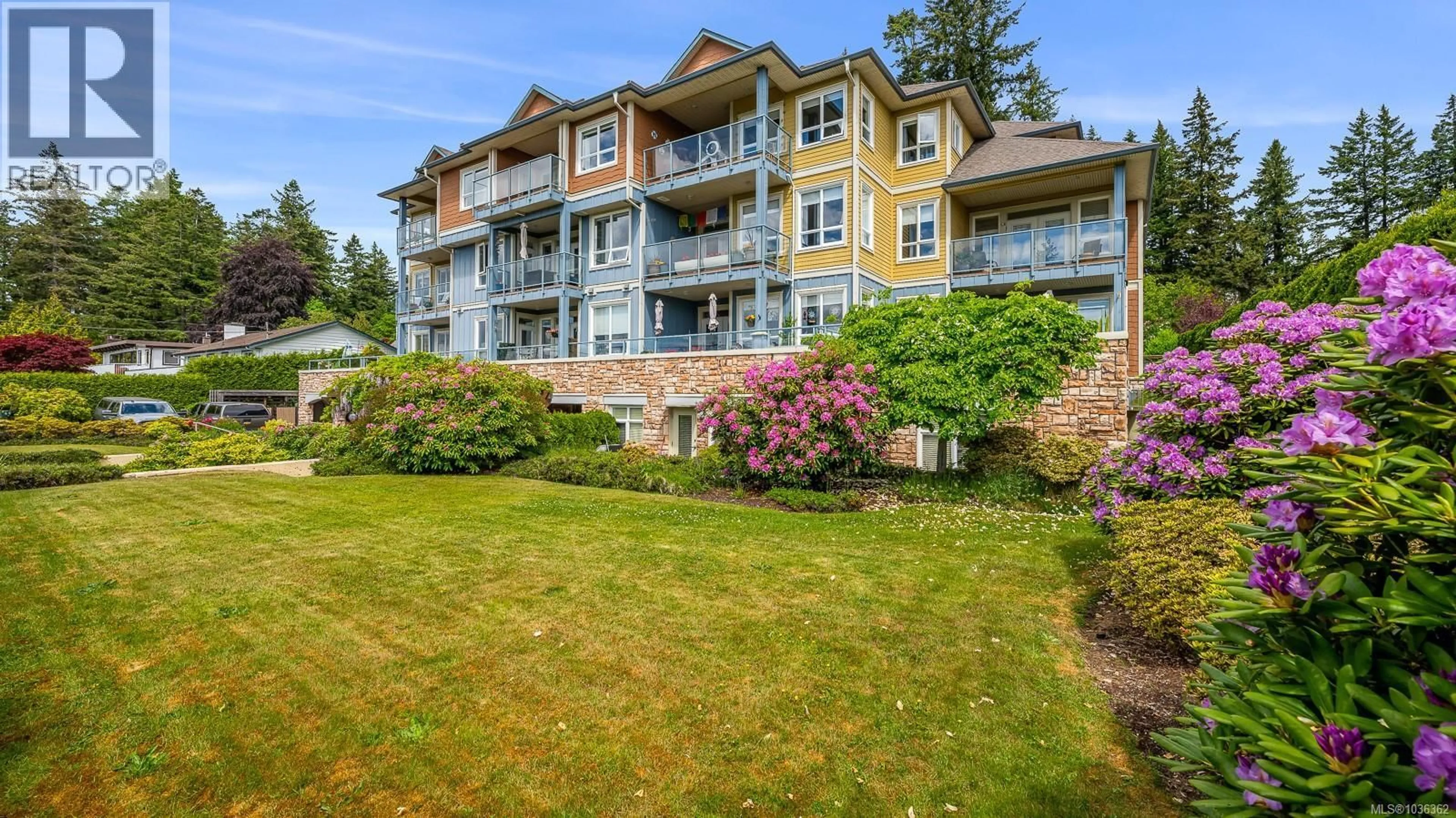 Unknown for 303 - 1912 COMOX AVENUE, Comox British Columbia V9M3M4