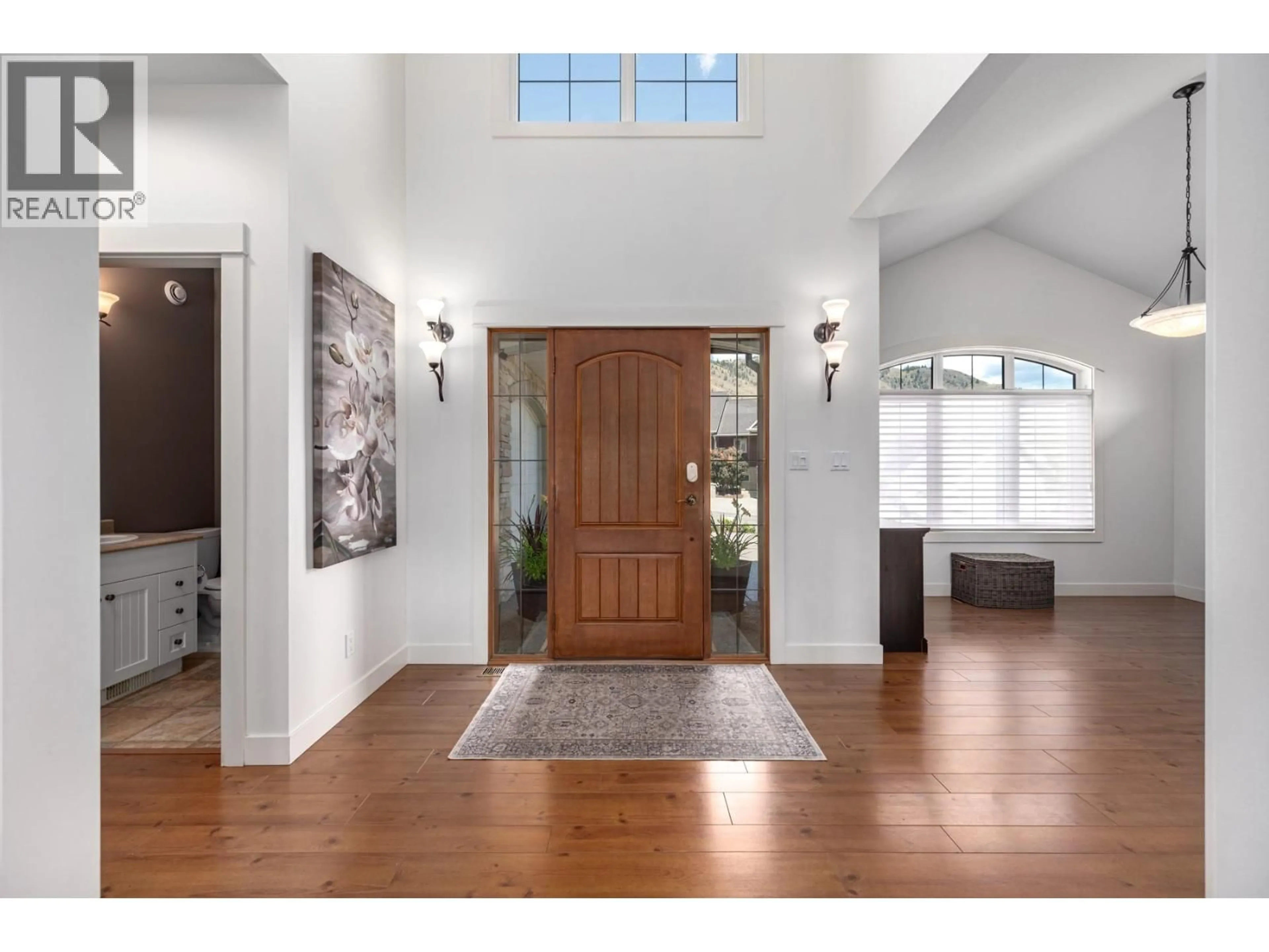 Indoor entryway for 1160 CANYON RIDGE DRIVE, Kamloops British Columbia V2H0A1