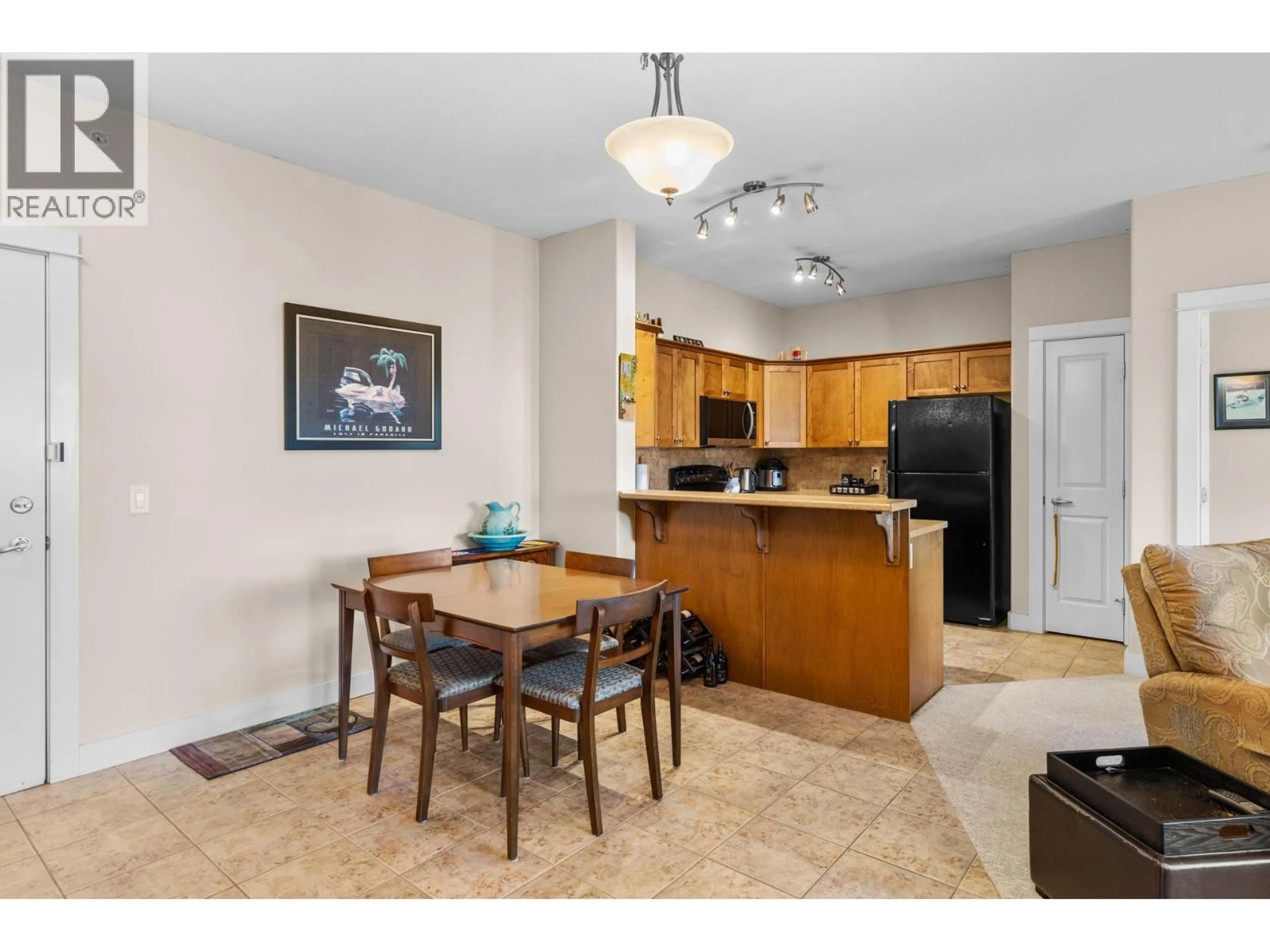 Standard kitchen, unknown for 408 - 2551 SHORELINE DRIVE, Lake Country British Columbia V1Y4B4