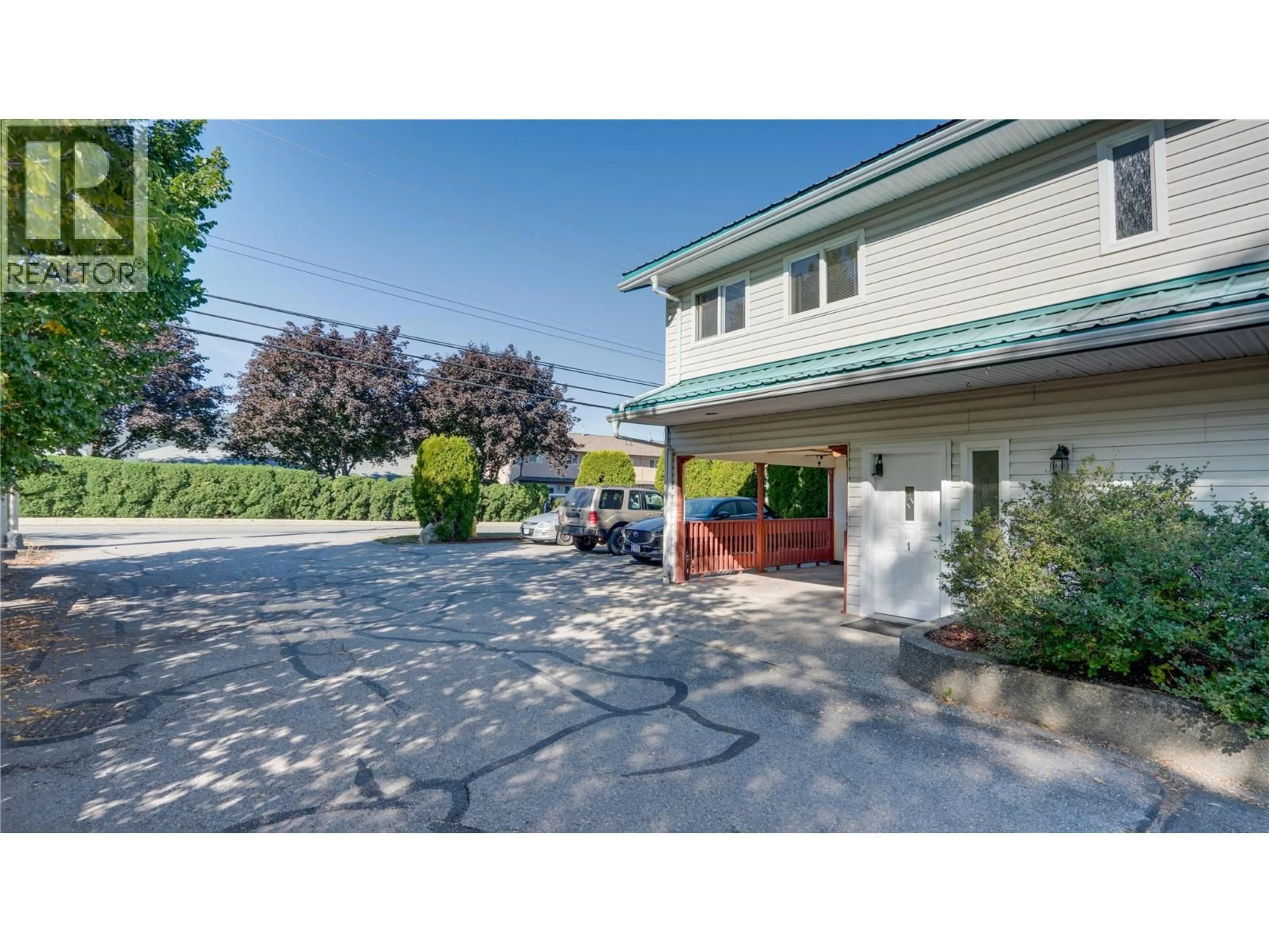 Patio, street for 1 - 2620 PLEASANT VALLEY ROAD, Armstrong British Columbia V4Y2A5