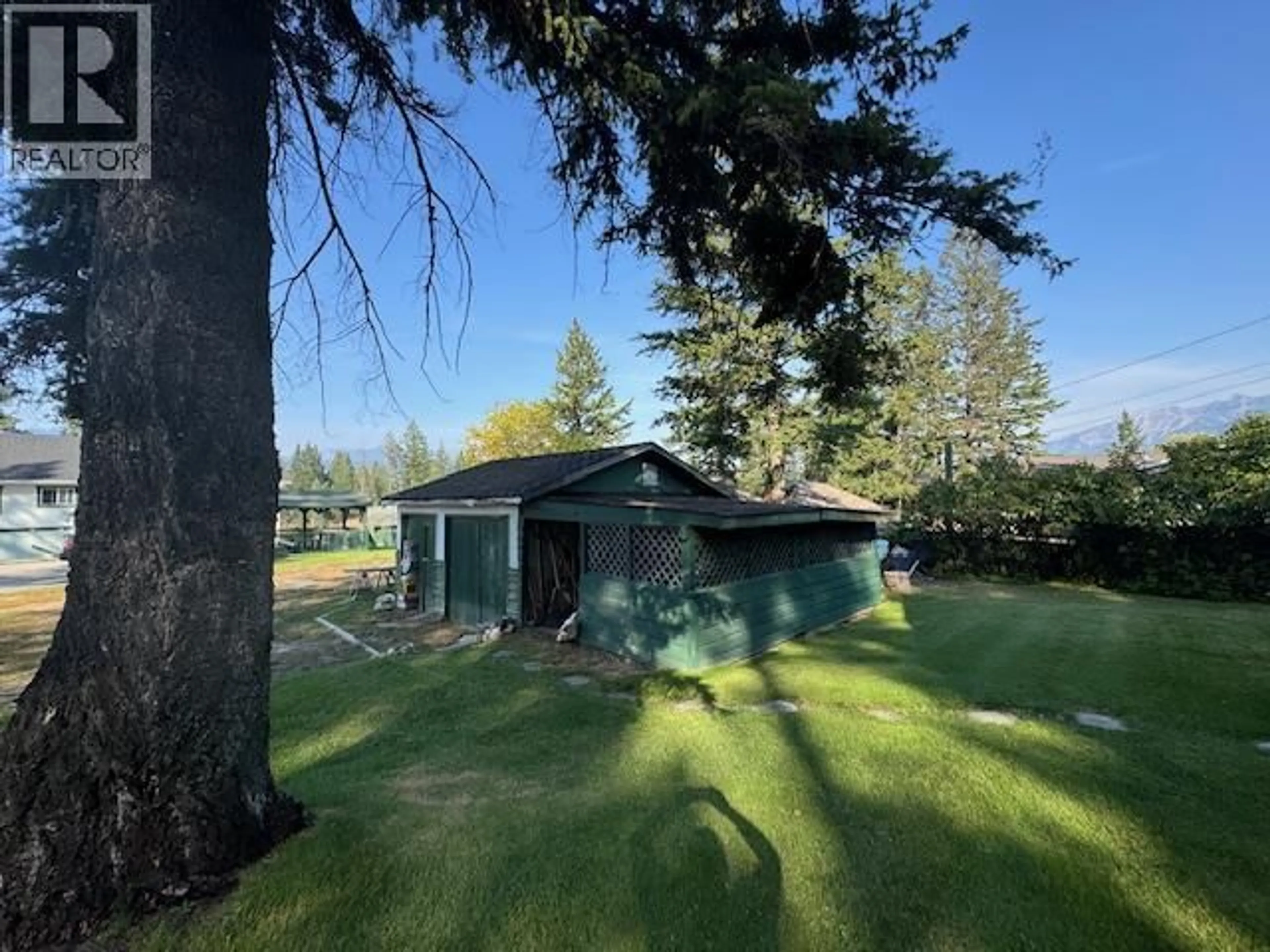 Shed for 109 - 7369 PROSPECTOR AVENUE, Radium Hot Springs British Columbia V0A1M0