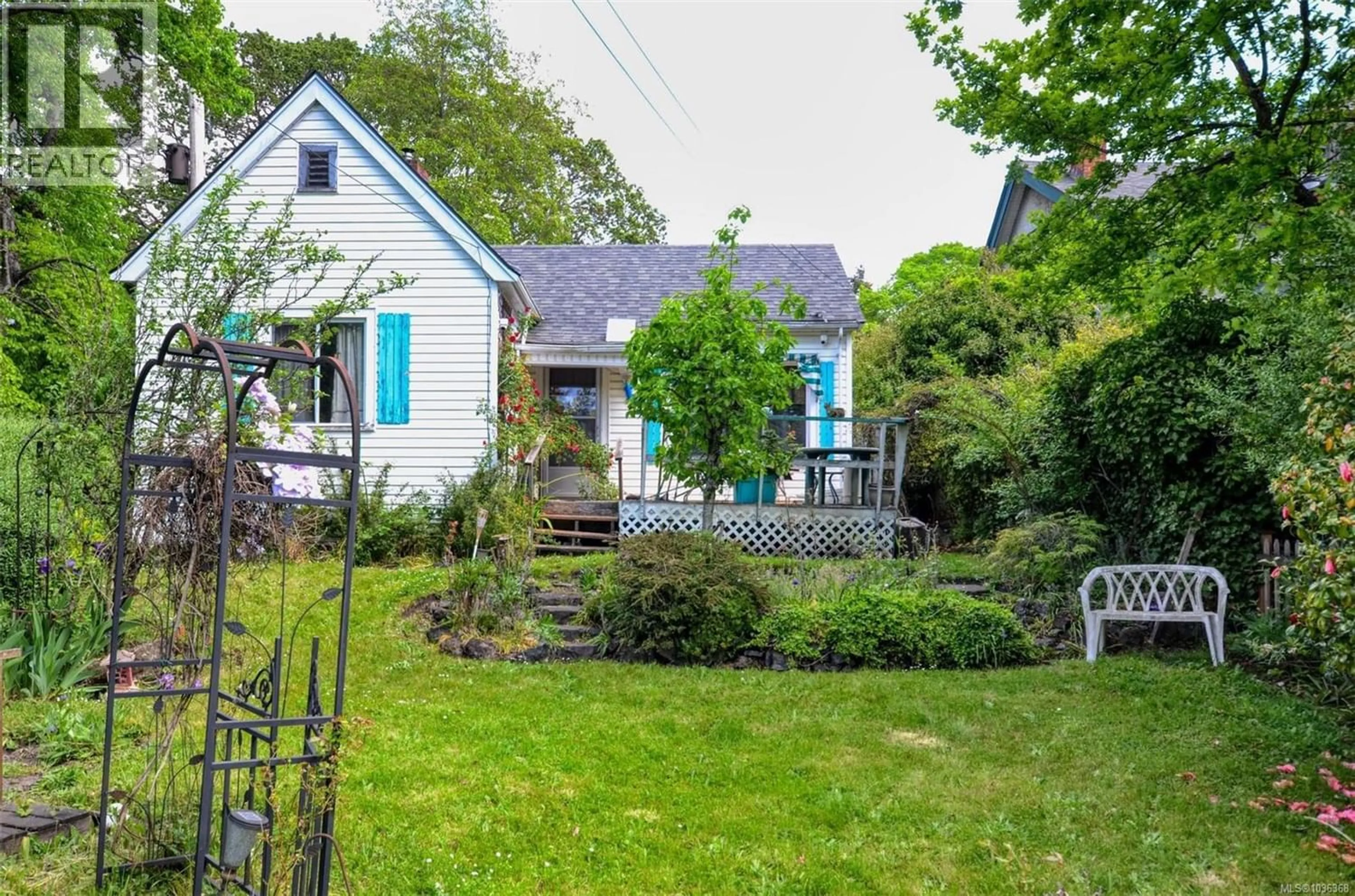 Unknown for 90 OBED AVENUE, Saanich British Columbia V9A1H9