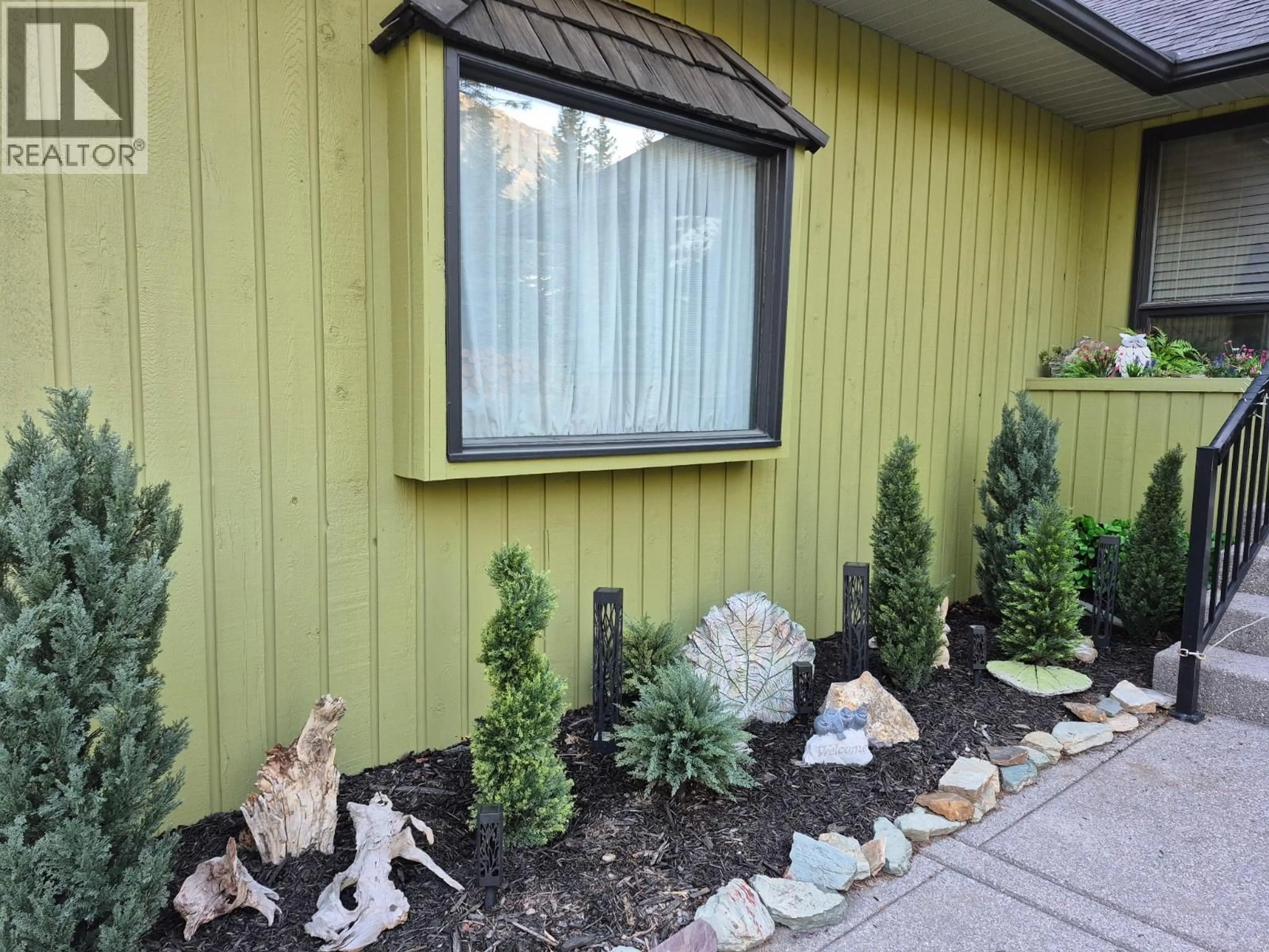 Home with vinyl exterior material, unknown for 4905 MEADOWS CRESCENT, Fairmont Hot Springs British Columbia V0B1L1
