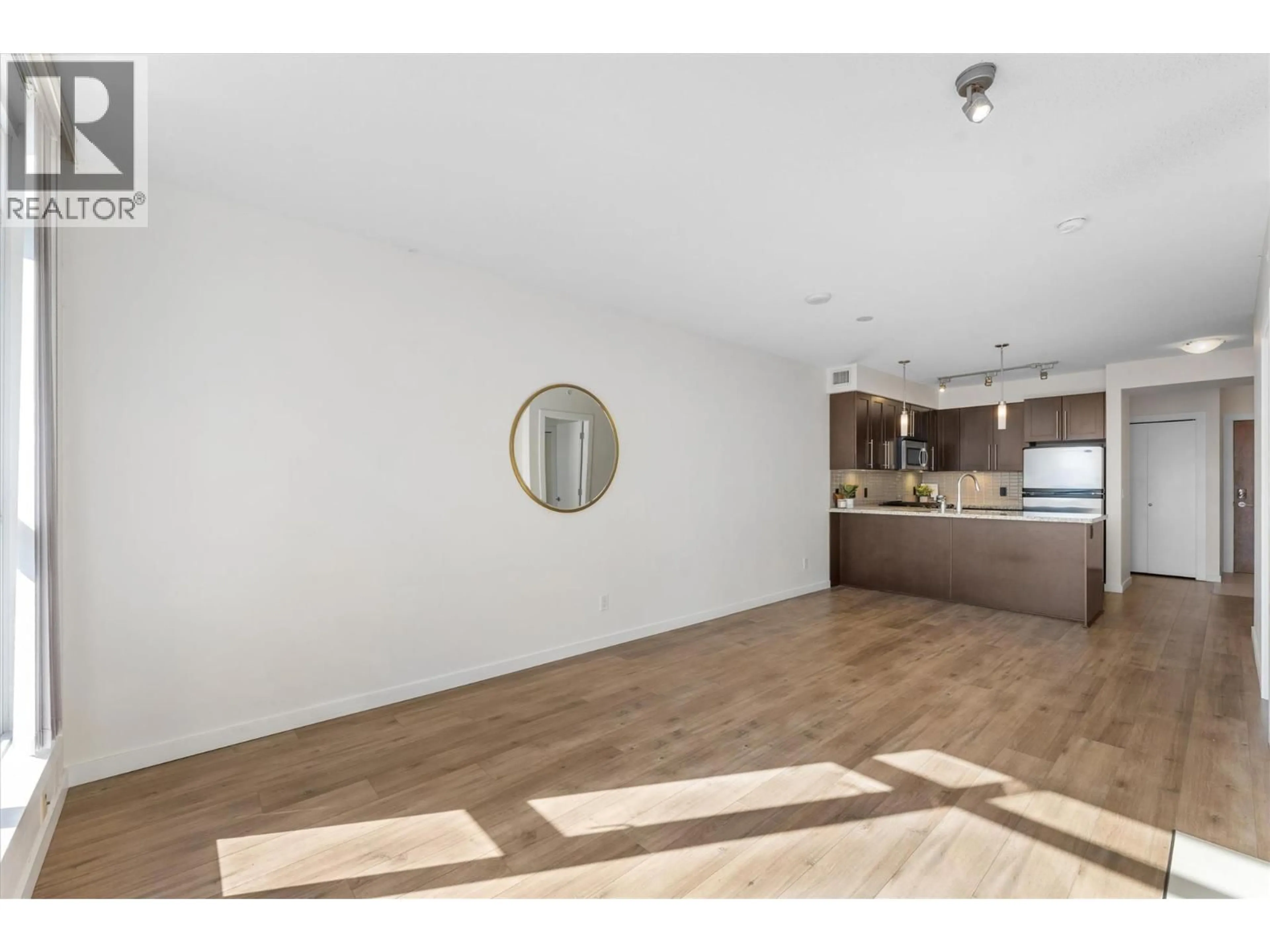 Unknown for 1404 - 1075 SUNSET DRIVE, Kelowna British Columbia V1Y9Y9