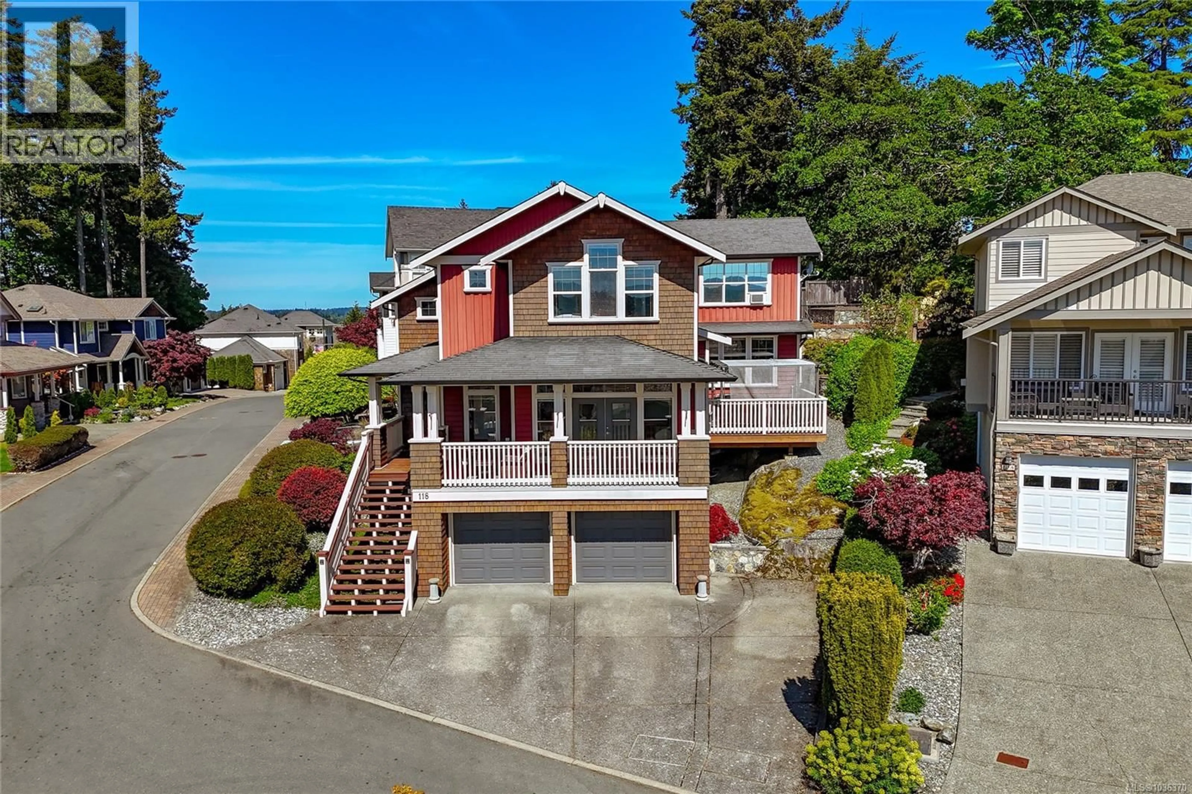 A pic from outside/outdoor area/front of a property/back of a property/a pic from drone, street for 118 GIBRALTAR BAY DRIVE, View Royal British Columbia V9B6M2