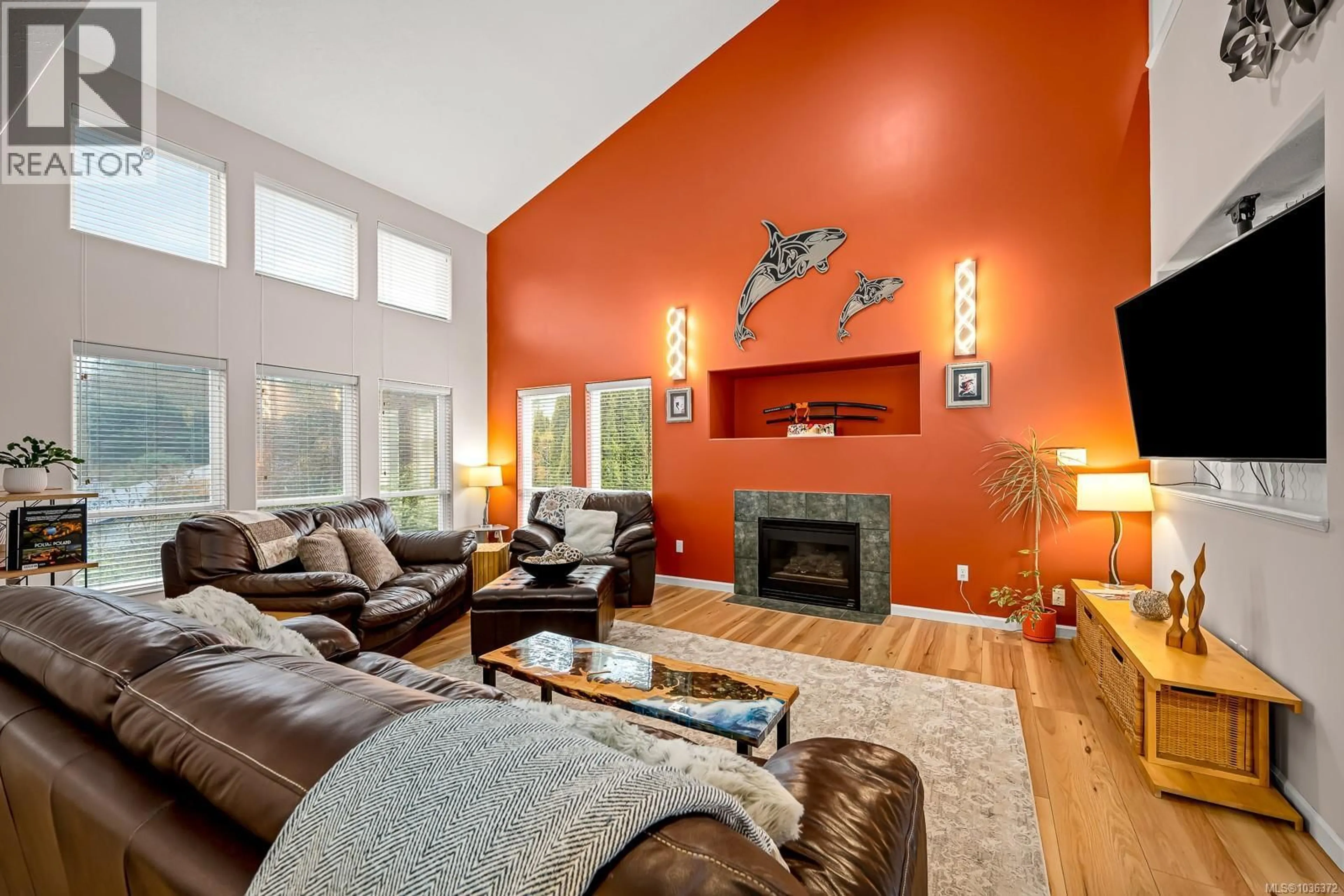 Living room with furniture, unknown for 1103 VIEW PLACE, Courtenay British Columbia V9N9B6