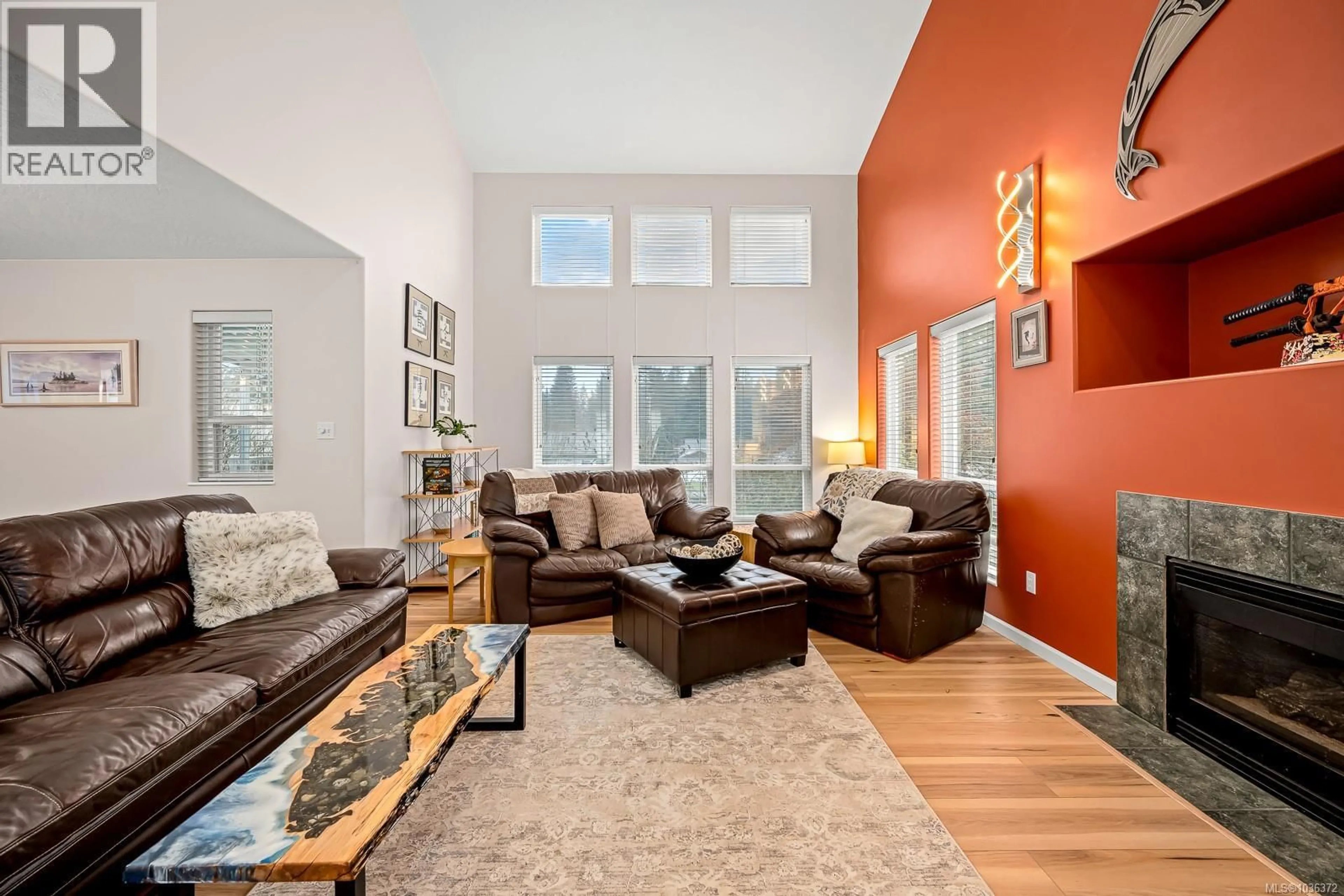 Living room with furniture, unknown for 1103 VIEW PLACE, Courtenay British Columbia V9N9B6