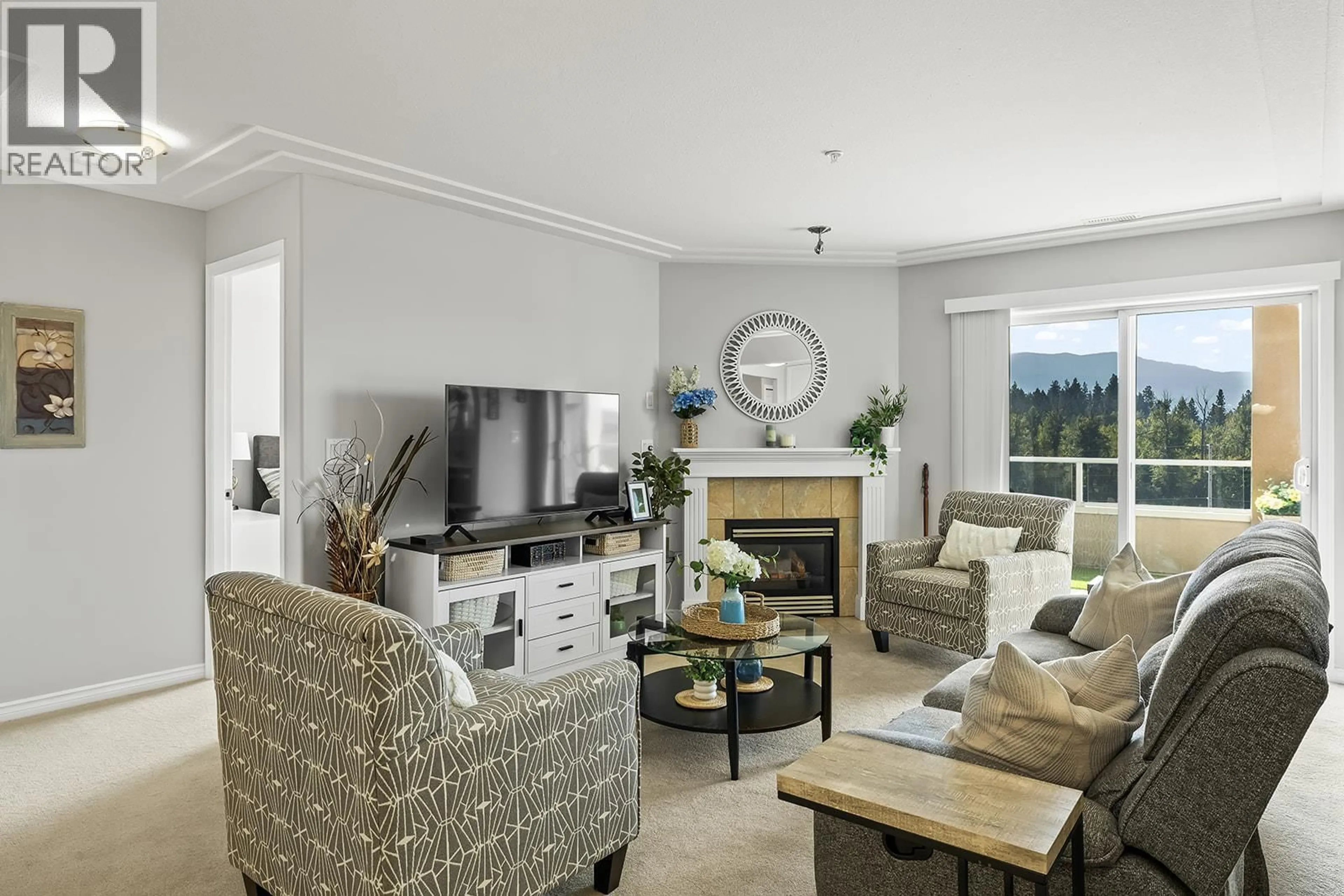 Living room with furniture, unknown for 704 - 1967 UNDERHILL STREET, Kelowna British Columbia V1X7Z2