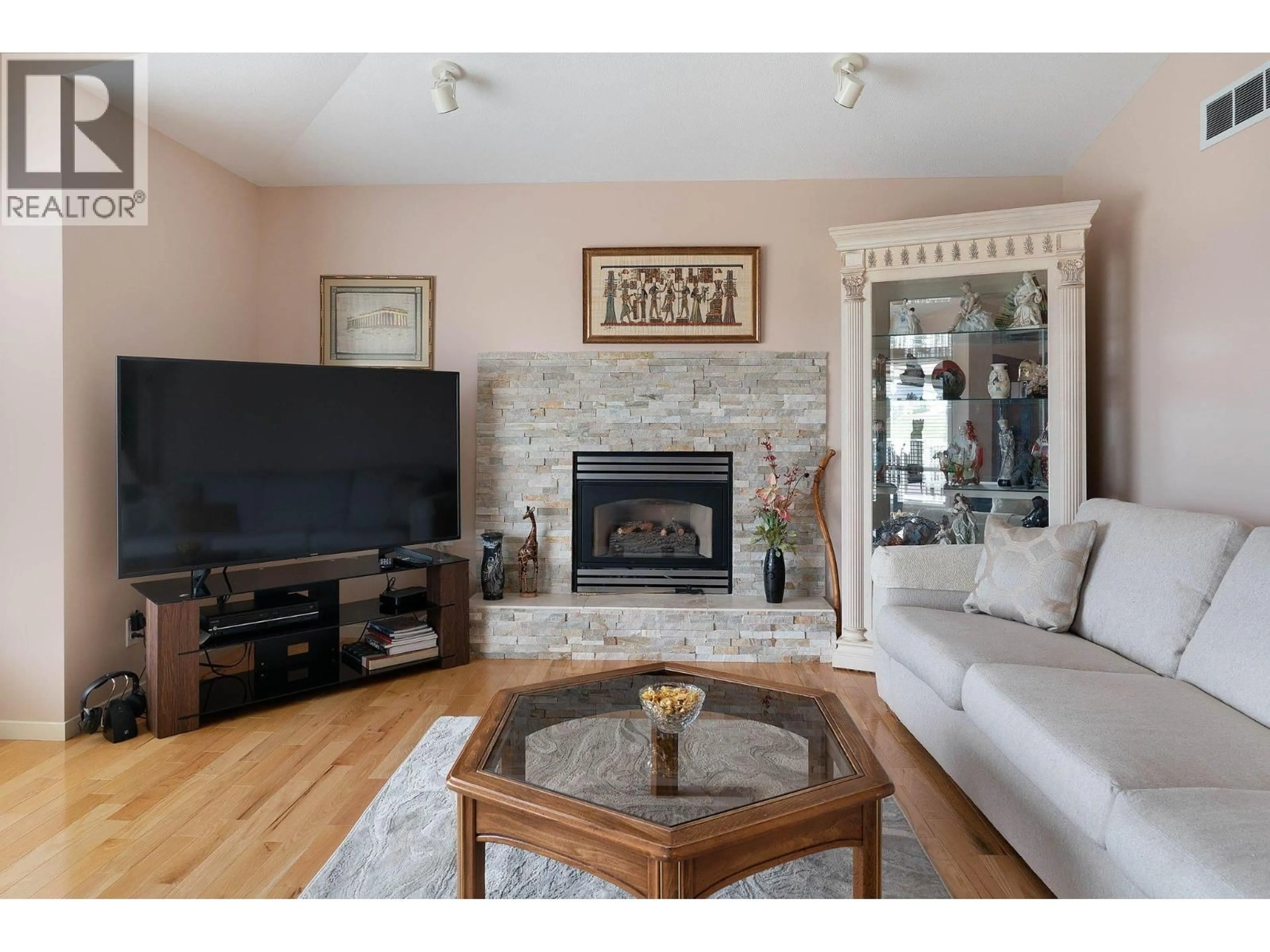 Living room with furniture, unknown for 3336 CHANCELLOR PLACE, West Kelowna British Columbia V4T2R1