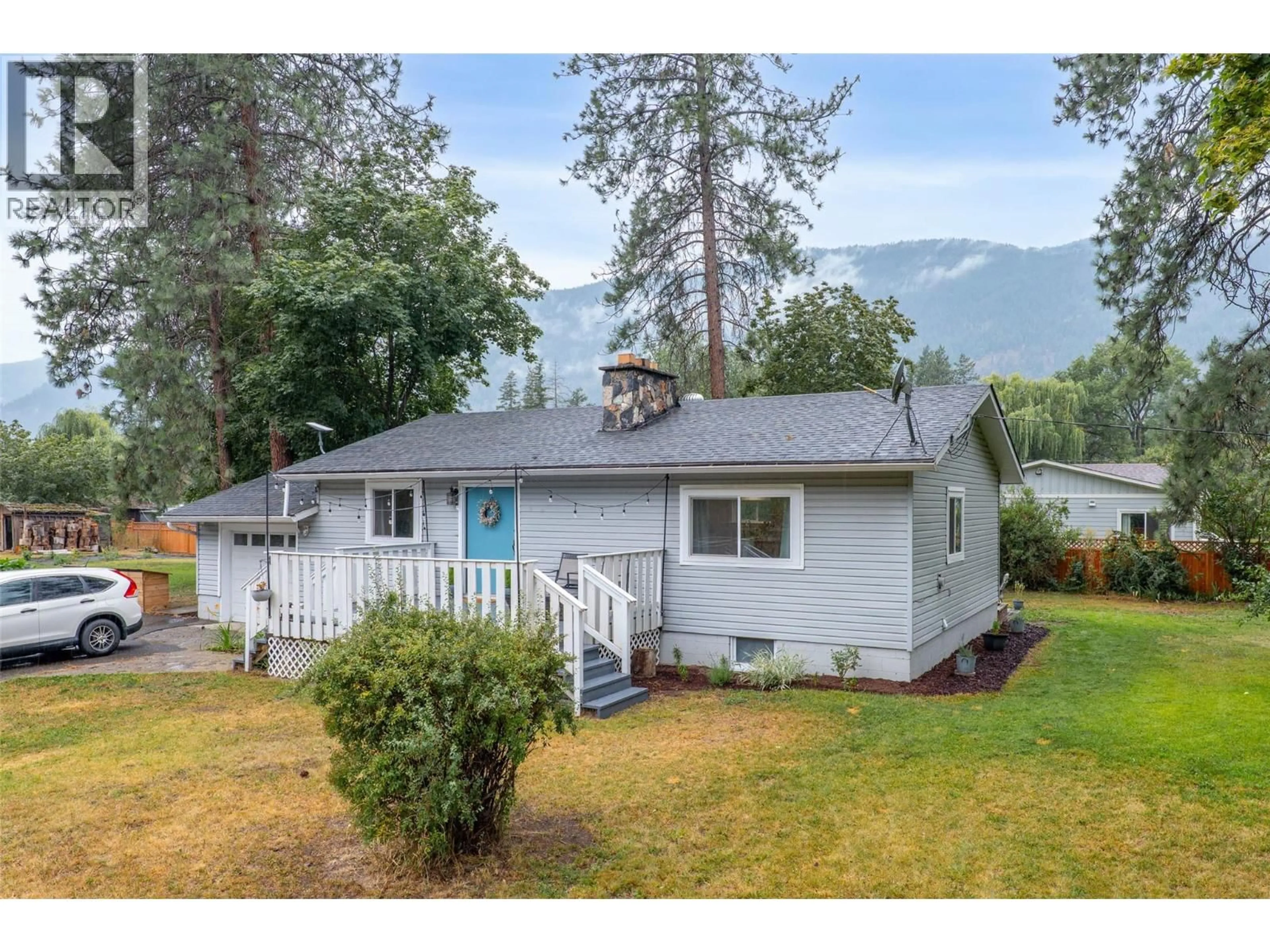 A pic from outside/outdoor area/front of a property/back of a property/a pic from drone, mountain view for 268 MCLURE FERRY ROAD, McLure British Columbia V0E1E0