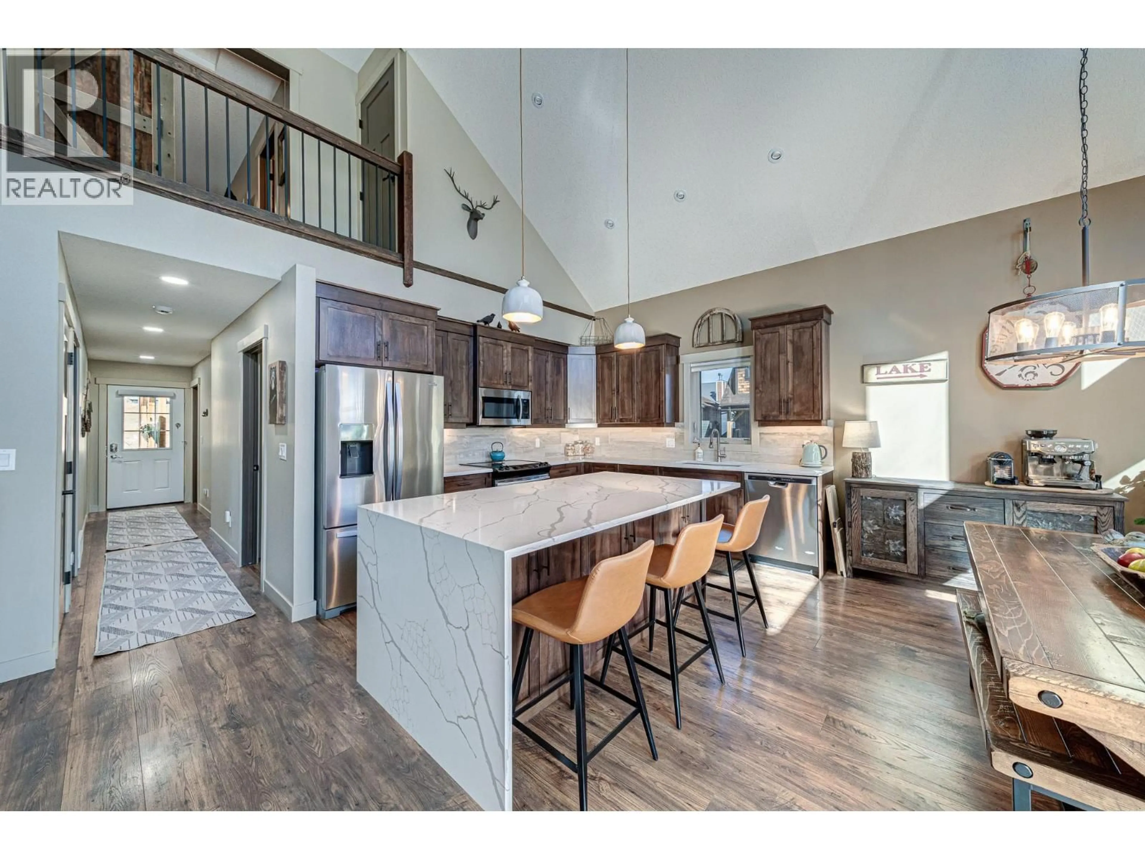 Open concept kitchen, unknown for 1631 KOOCANUSA LAKE DRIVE, Lake Koocanusa British Columbia V0B1T5