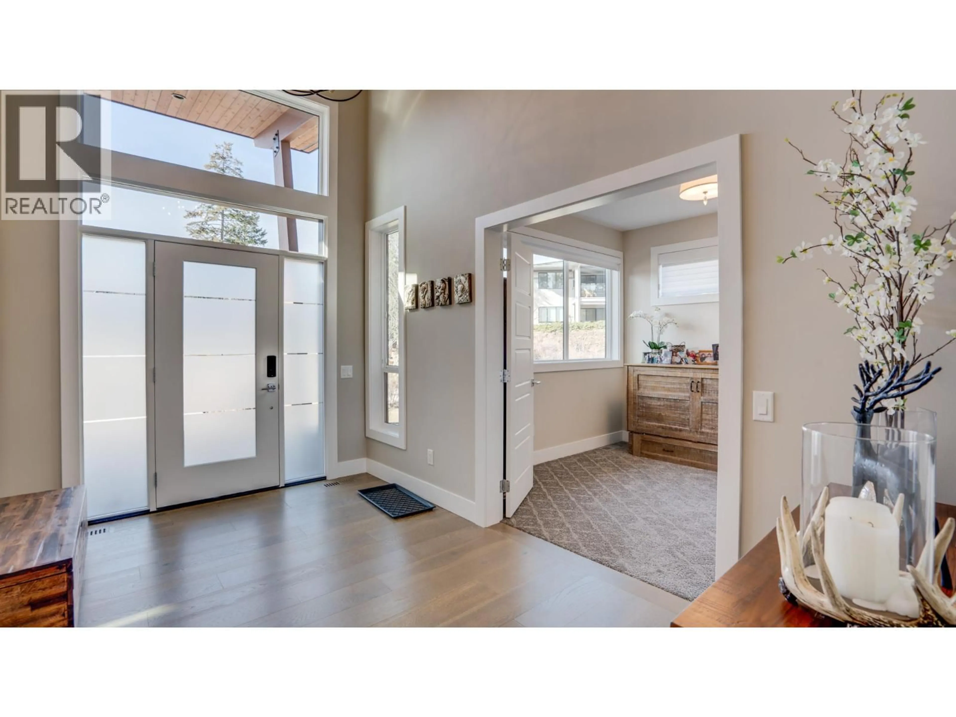Indoor entryway for 1 - 450 PREDATOR RIDGE DRIVE, Vernon British Columbia V1H2L7