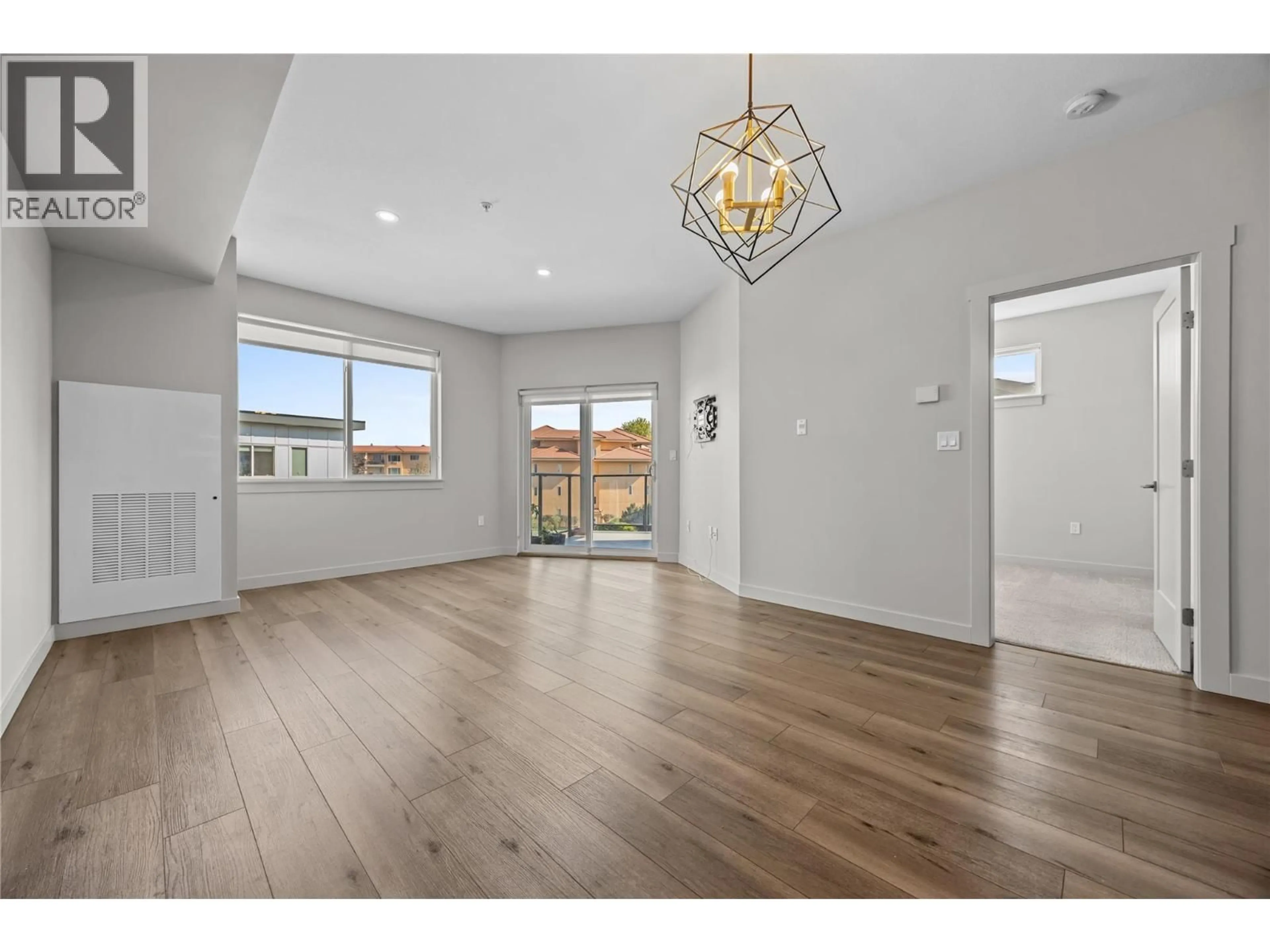 A pic of a room for 301 - 3638 MISSION SPRINGS DRIVE, Kelowna British Columbia V1W0B3