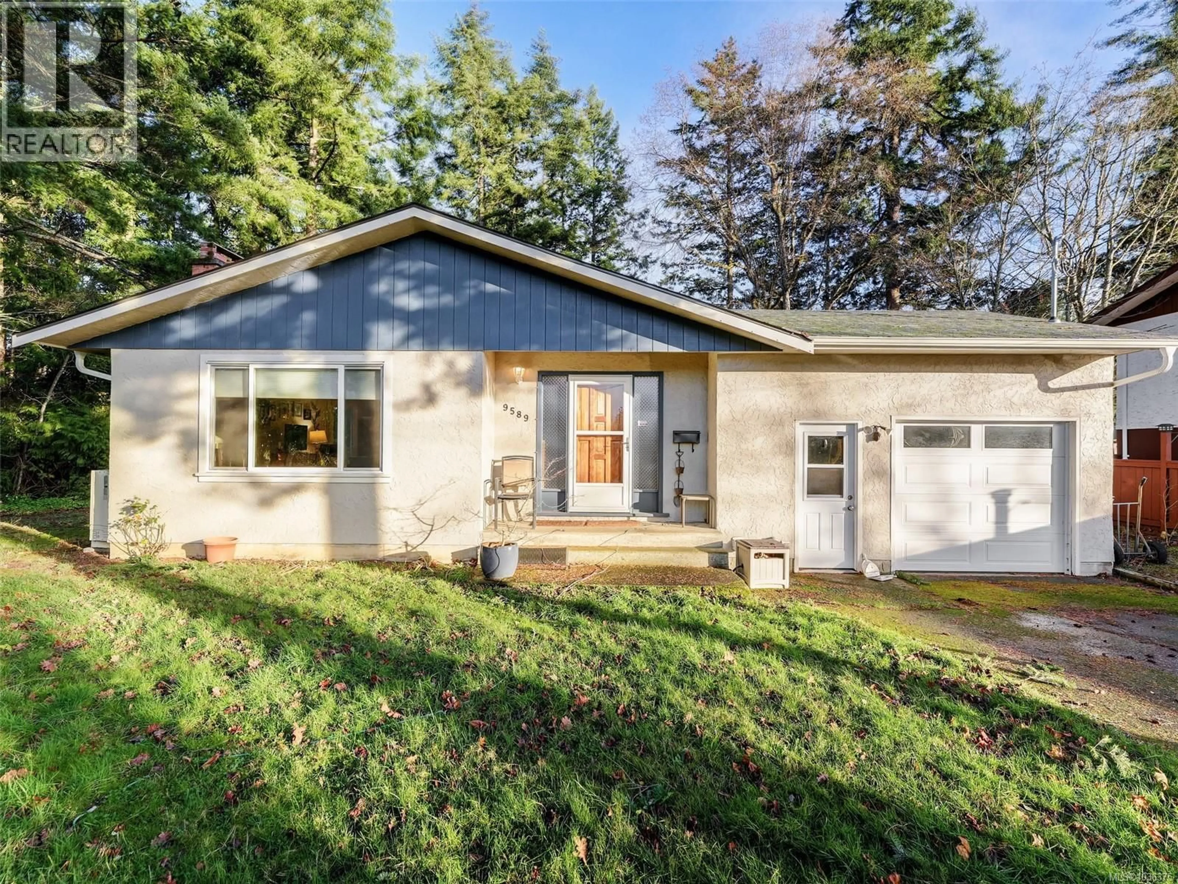 Home with vinyl exterior material, street for 9589 WAXWING PLACE, Sidney British Columbia V8L2S9