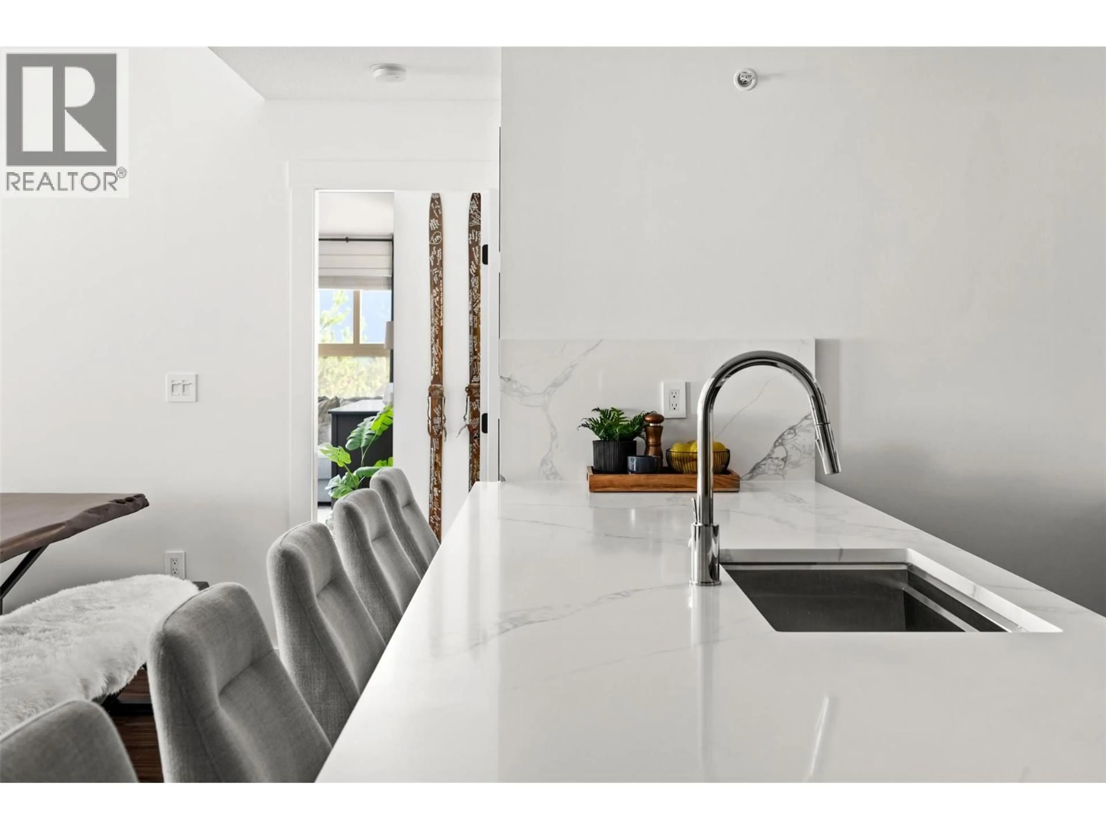Contemporary kitchen, ceramic/tile floor for 511 - 2070 SUMMIT DRIVE, Panorama British Columbia V0A1T0